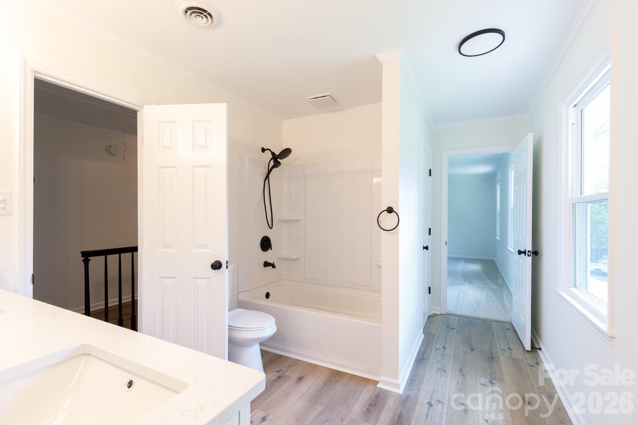 1560 Meadowdale Road Property Photo 14