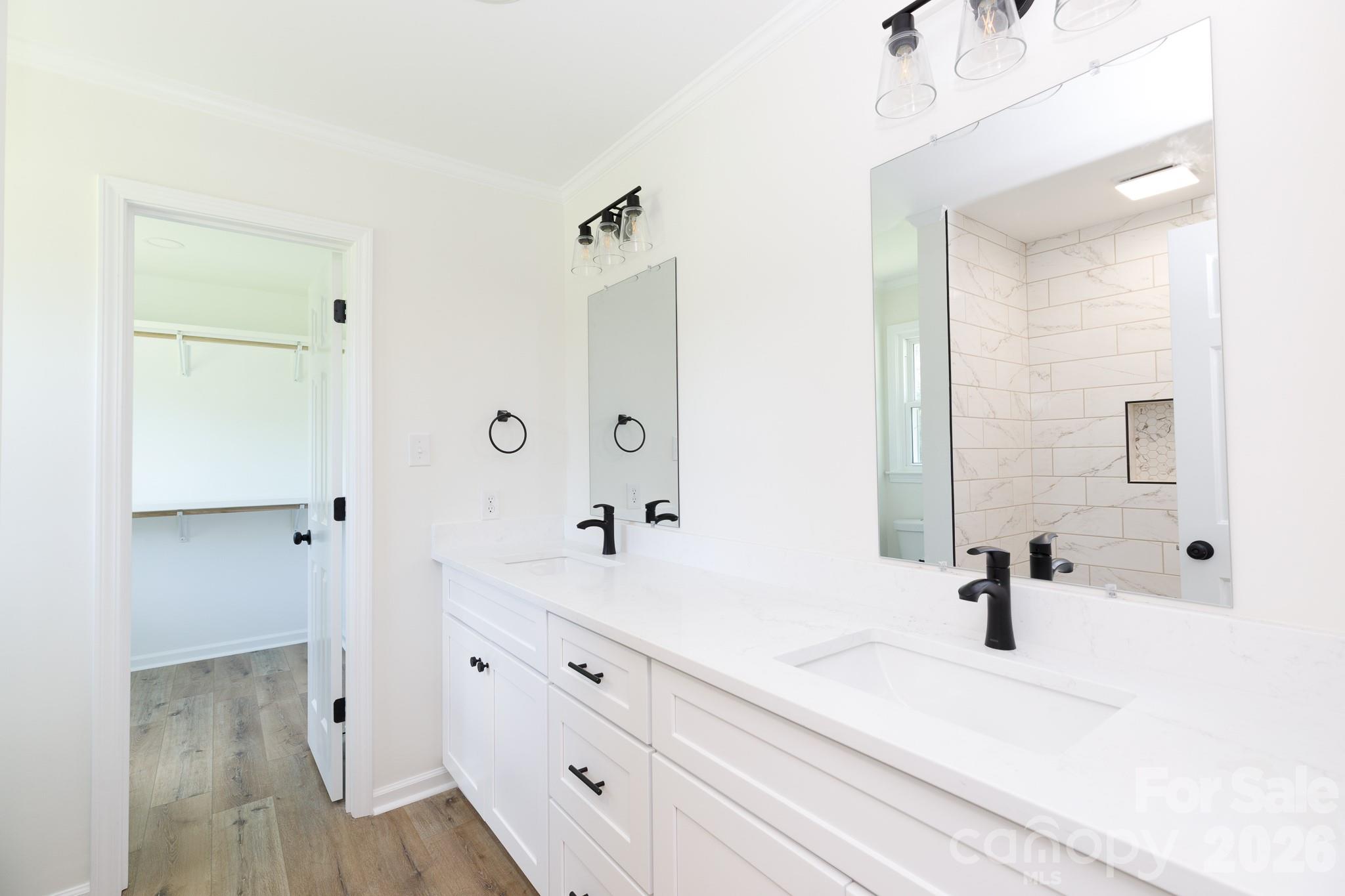 1560 Meadowdale Road Property Photo 19