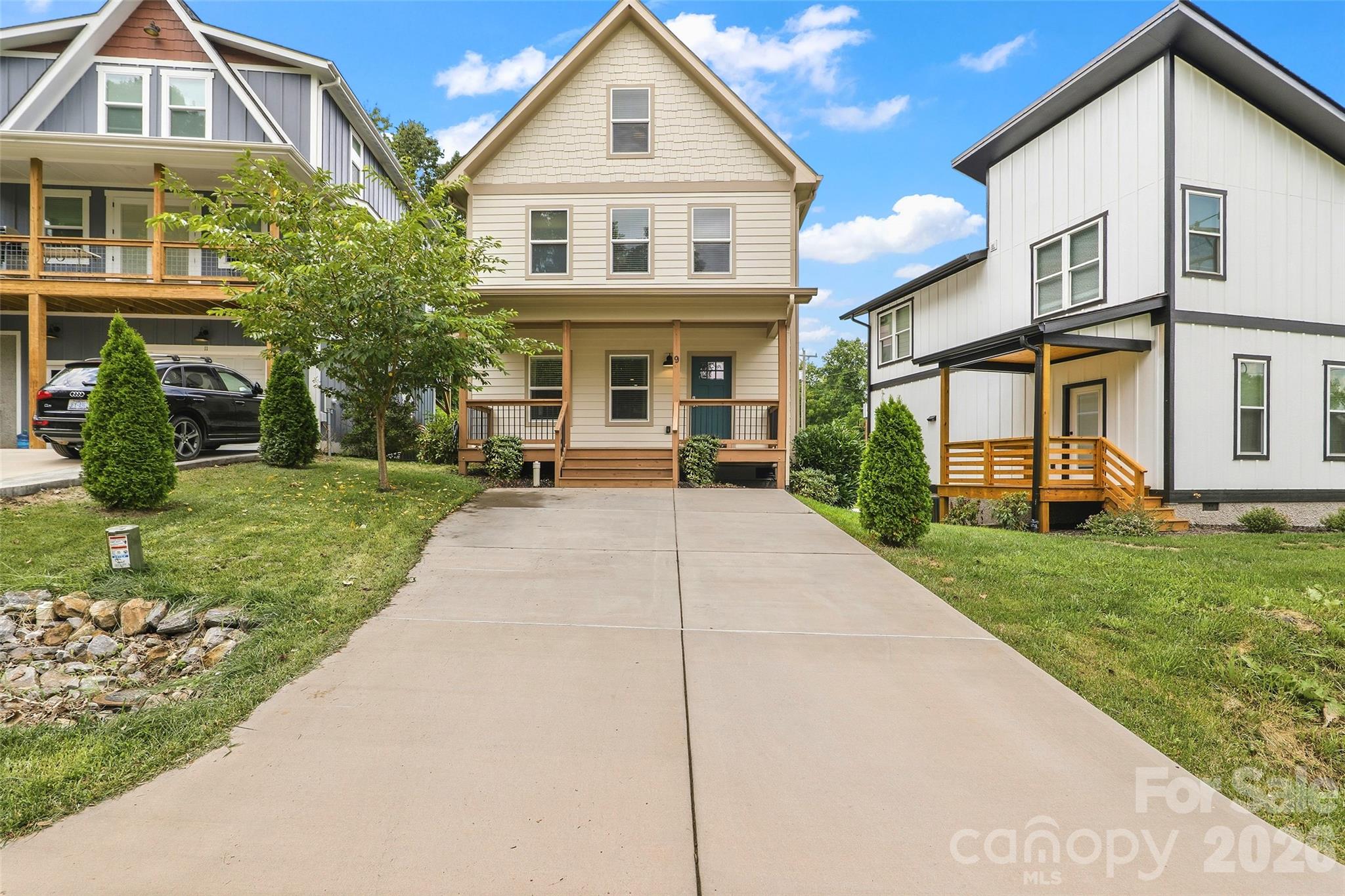 9 Hilldale Road Property Photo 1
