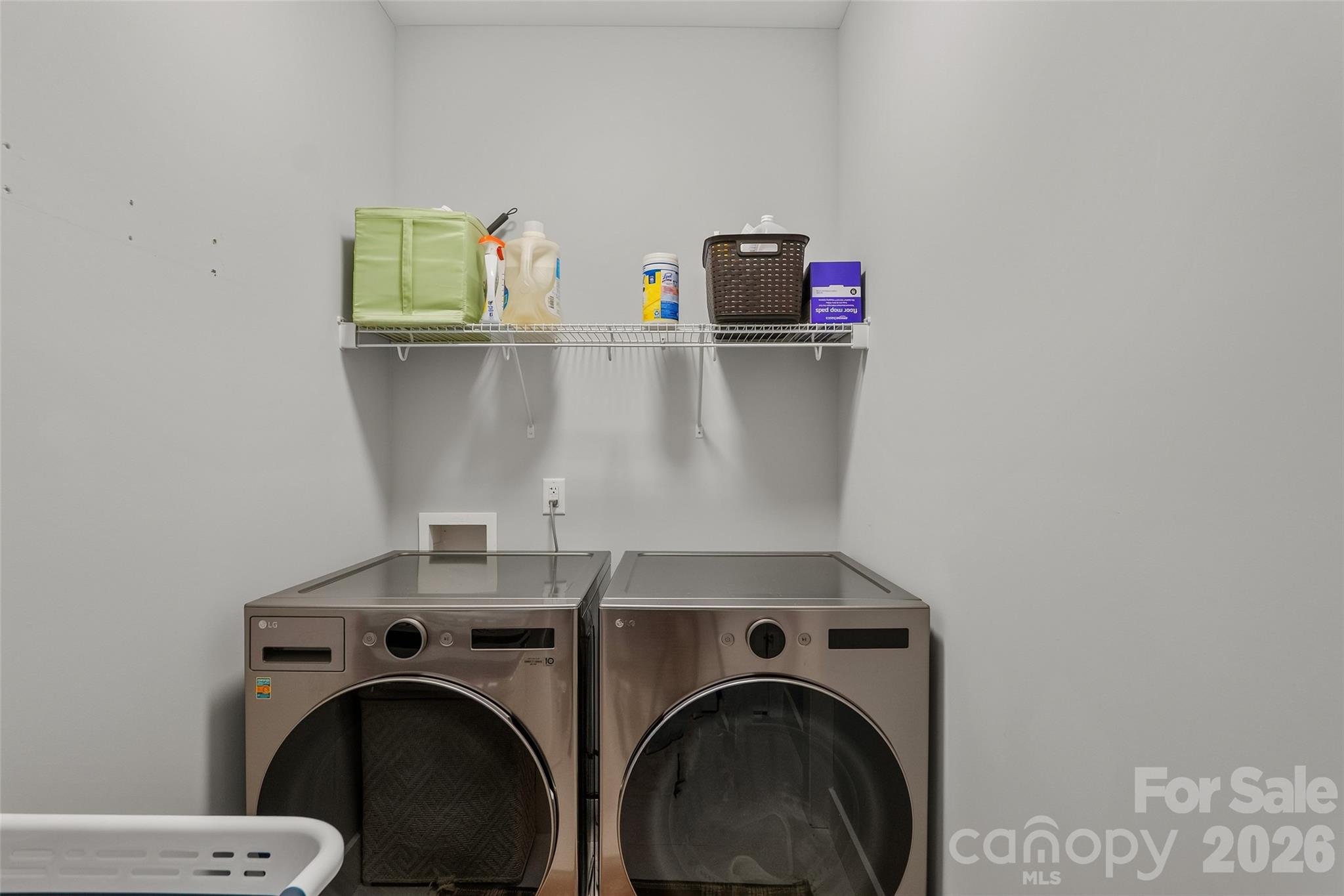 9 Hilldale Road Property Photo 16