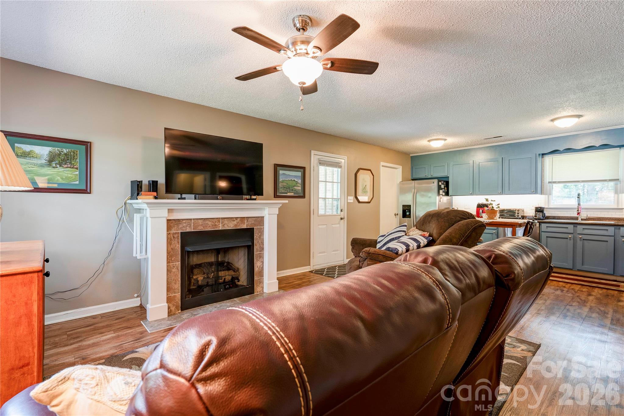 1014 Yancey Street Property Photo 3