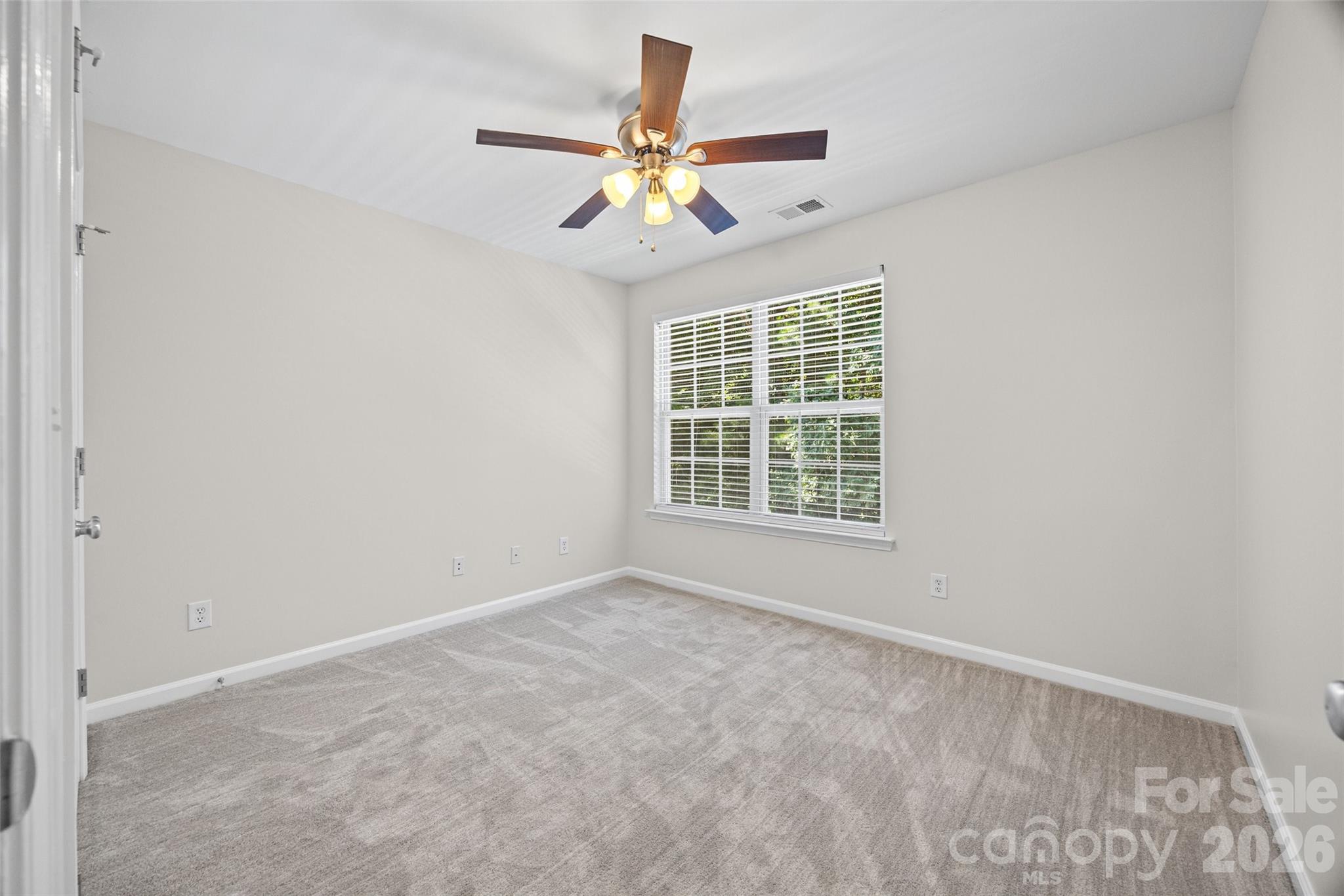 821 Lacebark Drive Property Photo 23