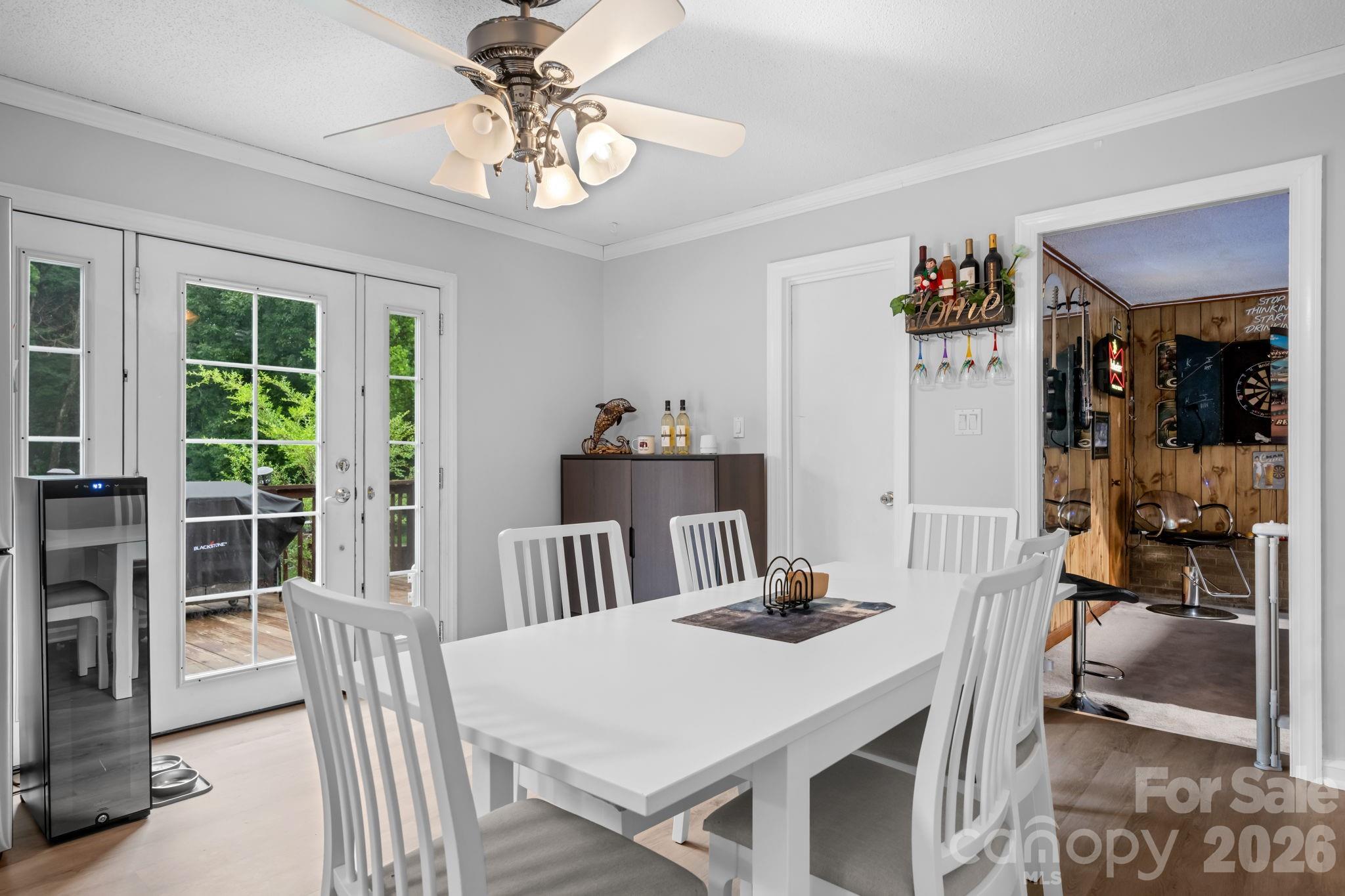 4690 Worth Place Property Photo 8