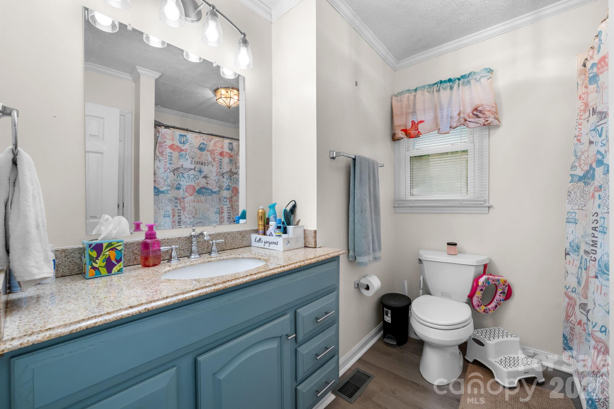 4690 Worth Place Property Photo 13
