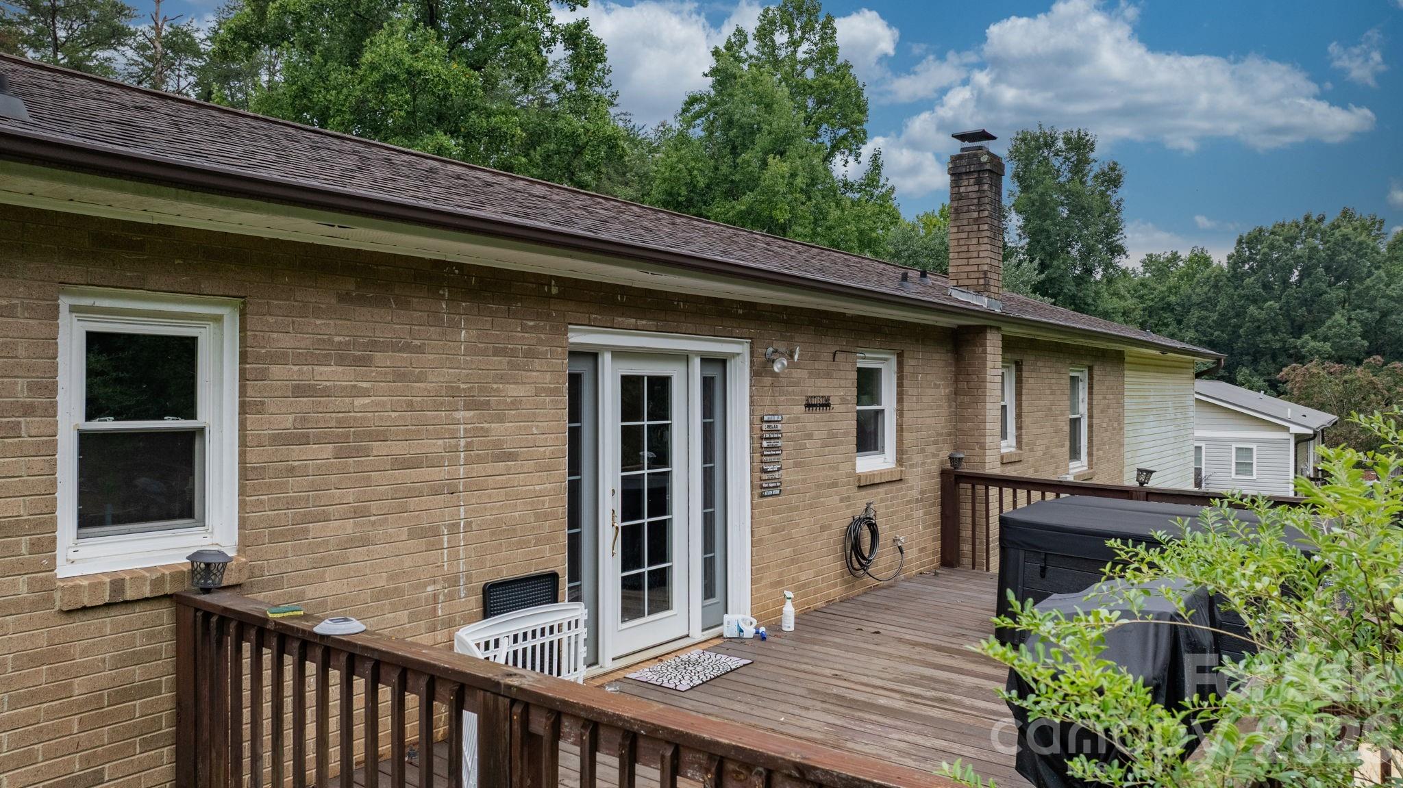 4690 Worth Place Property Photo 30