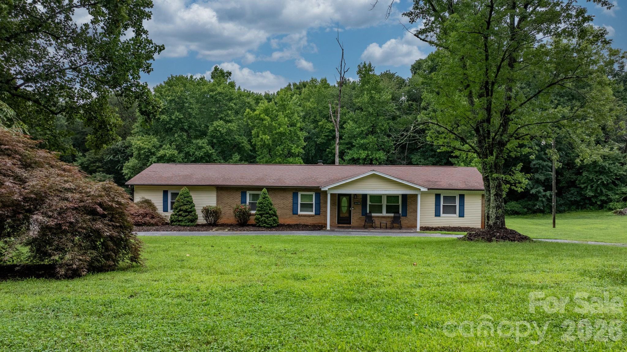 4690 Worth Place Property Photo 33