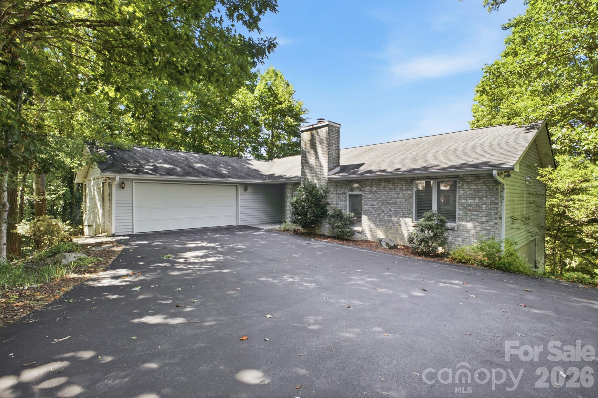 1870 Riverview Court Property Photo 1