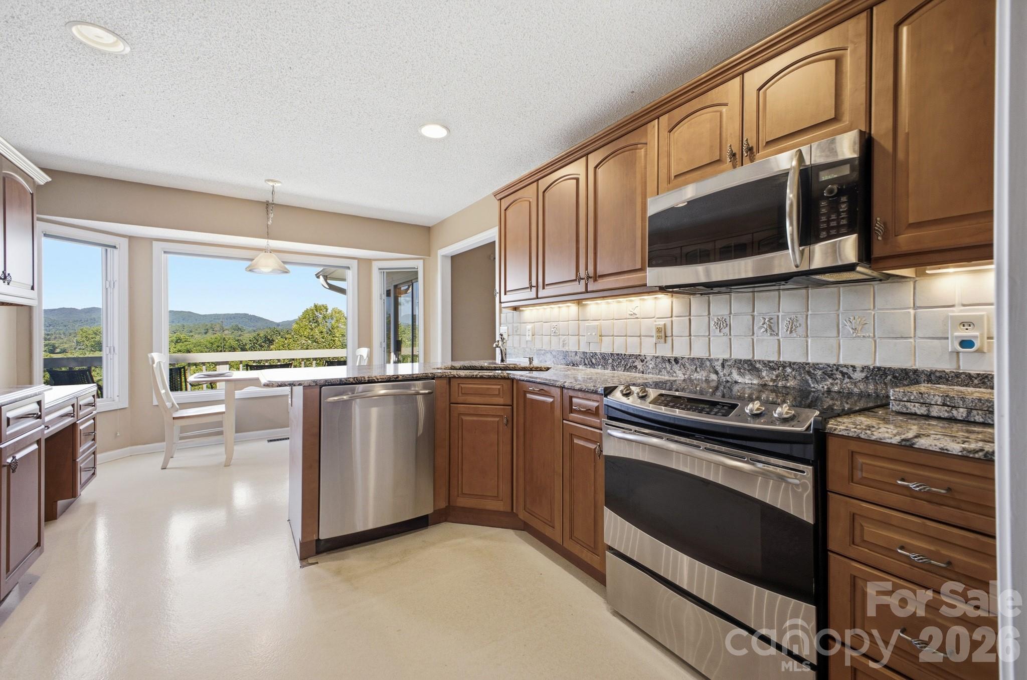 1870 Riverview Court Property Photo 10