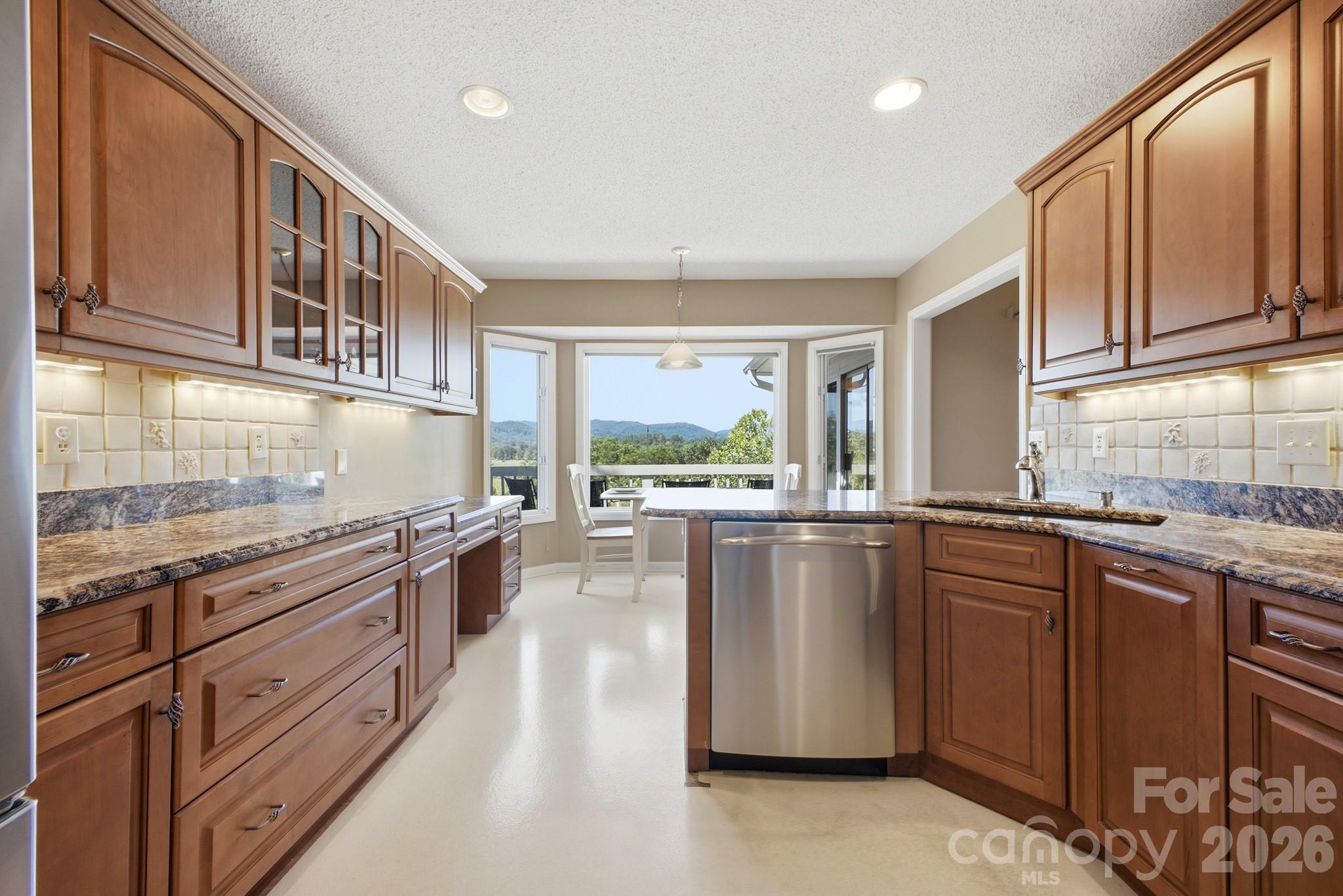 1870 Riverview Court Property Photo 11