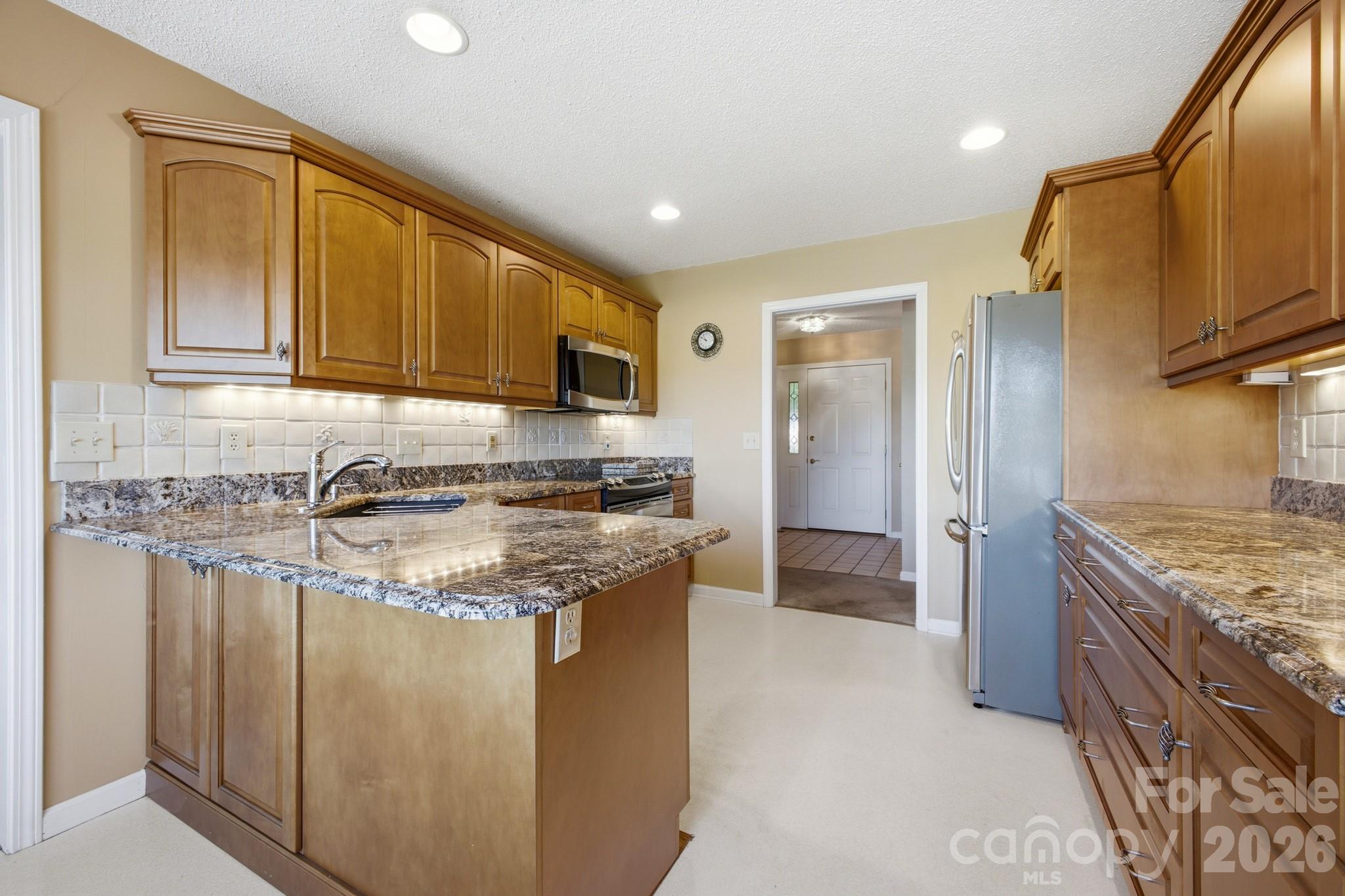 1870 Riverview Court Property Photo 12