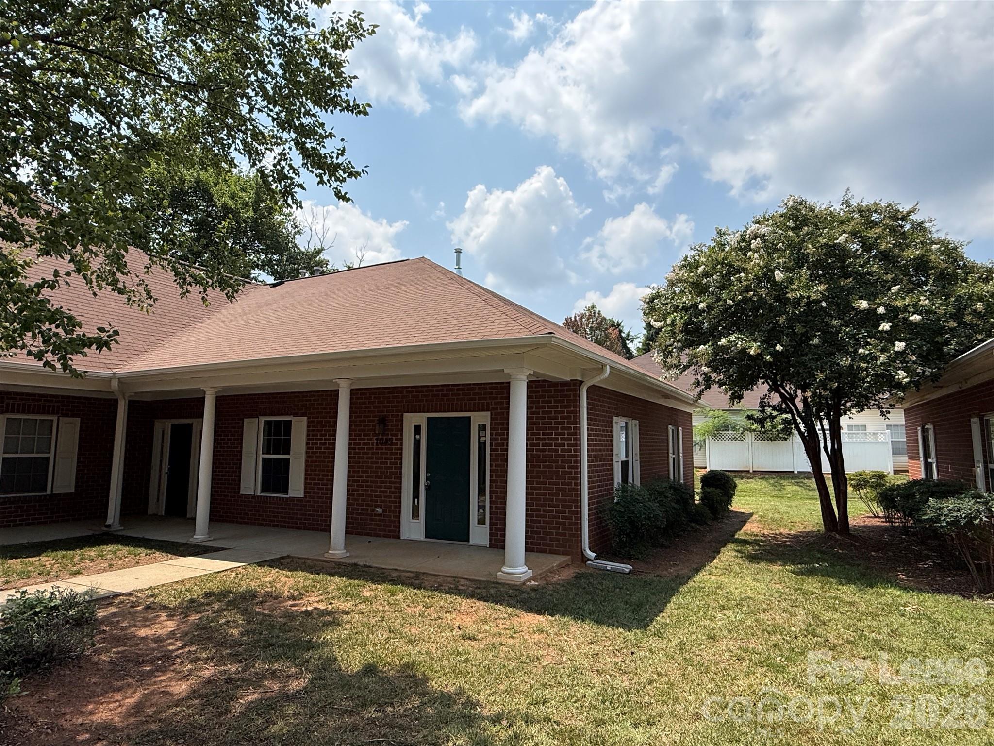 7045 Somerset Springs Drive F Property Photo 1