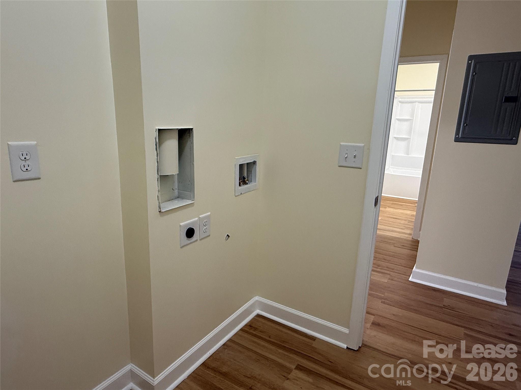 7045 Somerset Springs Drive F Property Photo 10