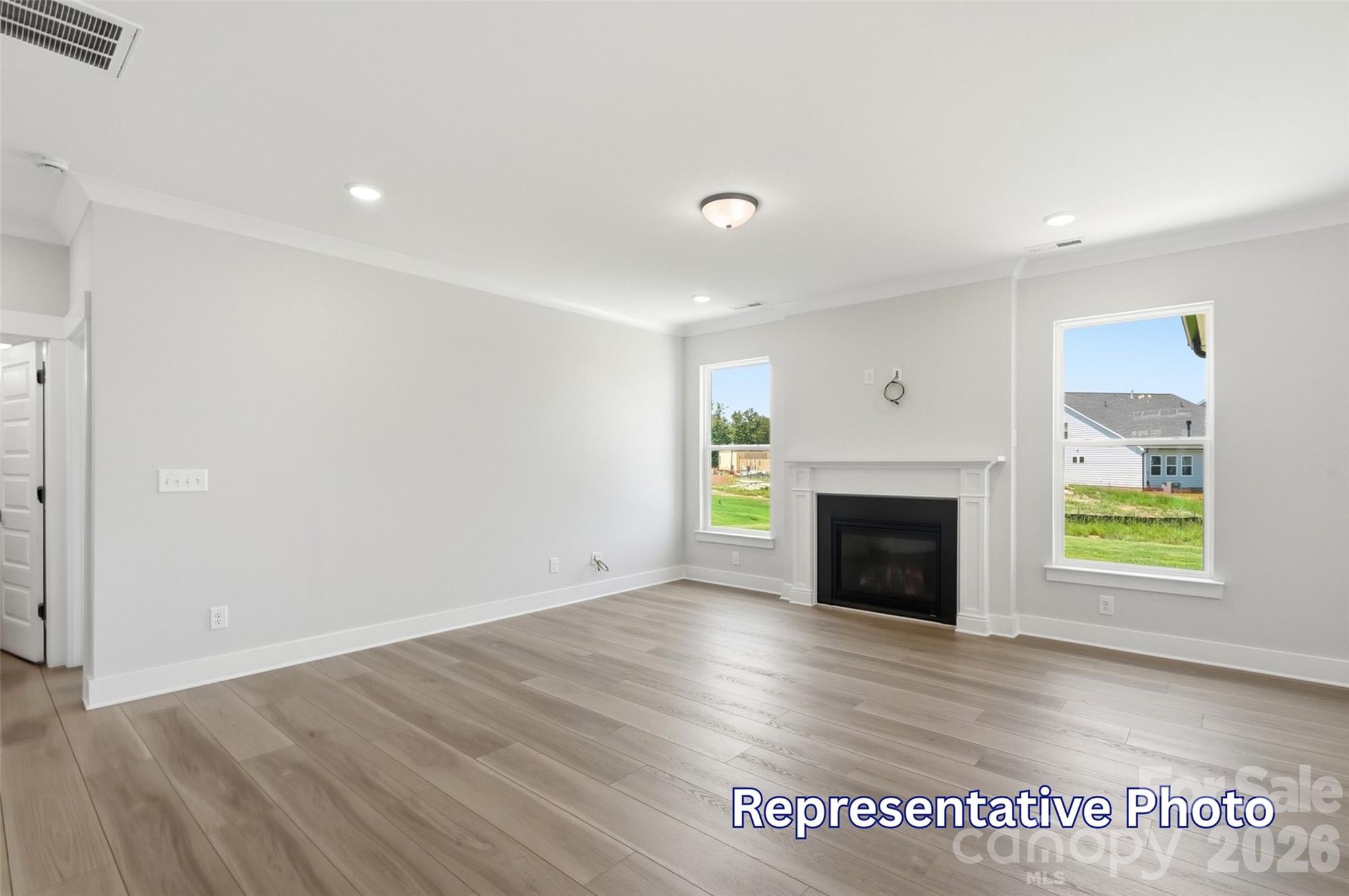 1072 Tradition Club Street Property Photo 14
