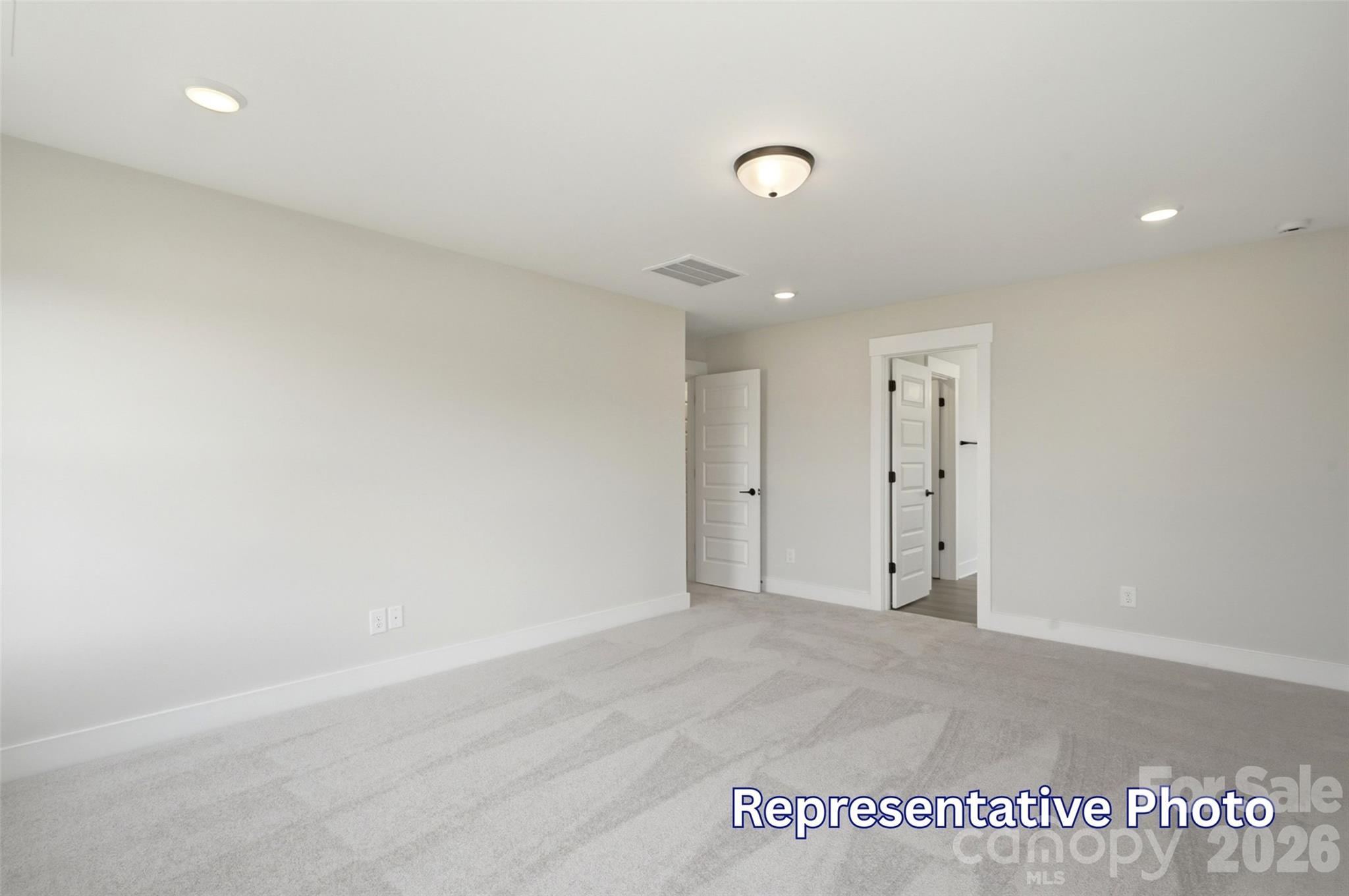 1072 Tradition Club Street Property Photo 30