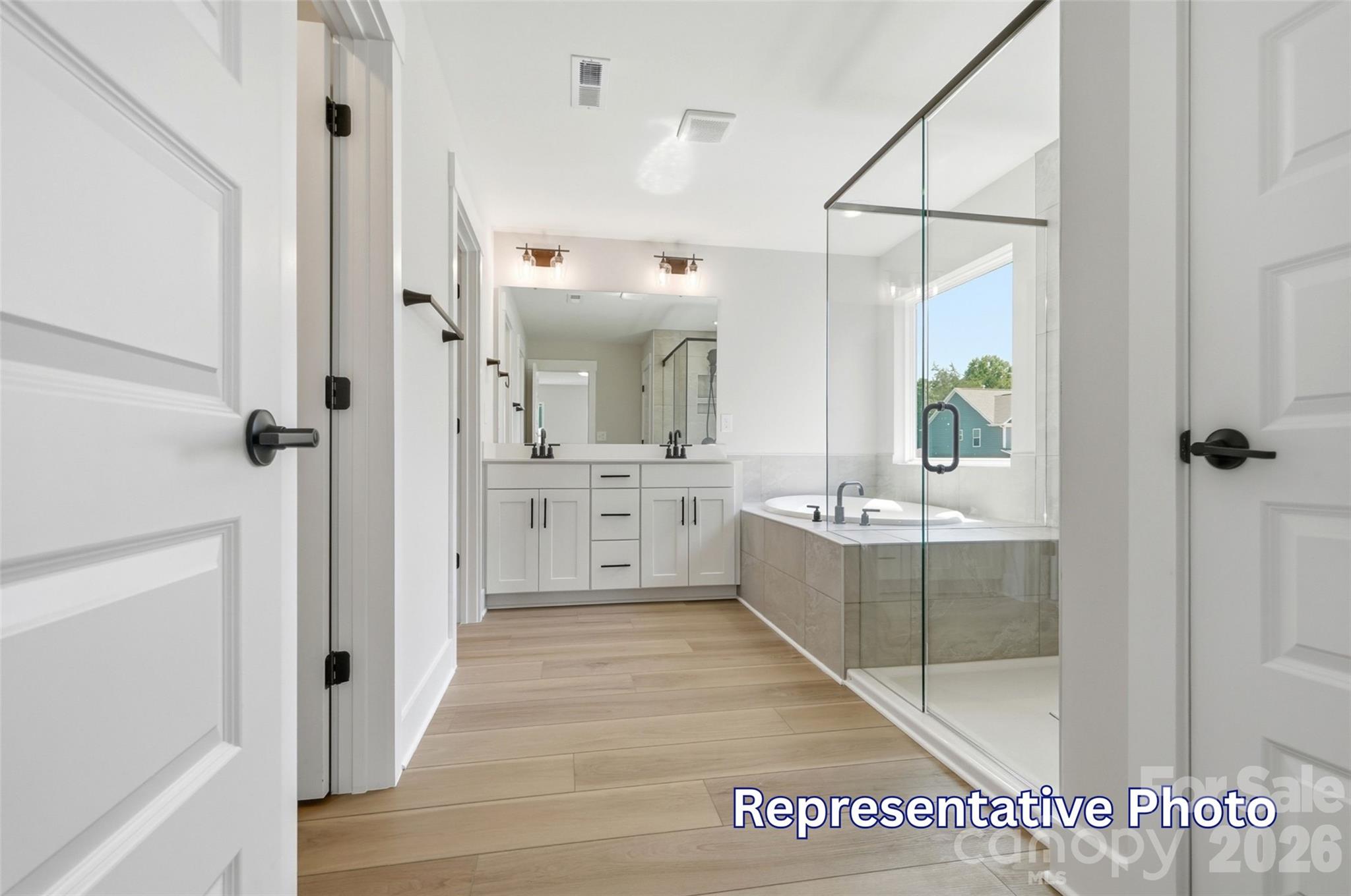 1072 Tradition Club Street Property Photo 32