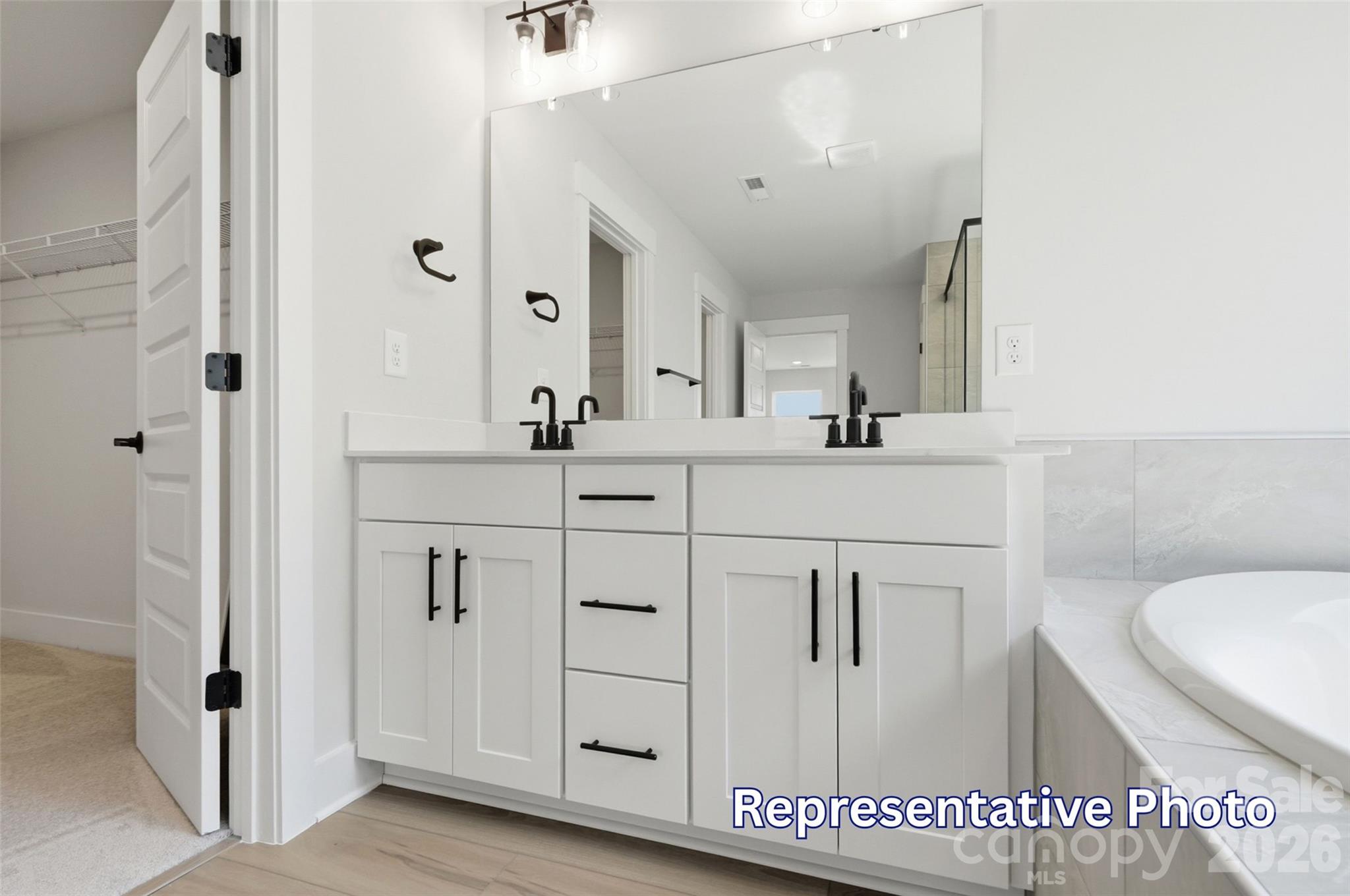 1072 Tradition Club Street Property Photo 33