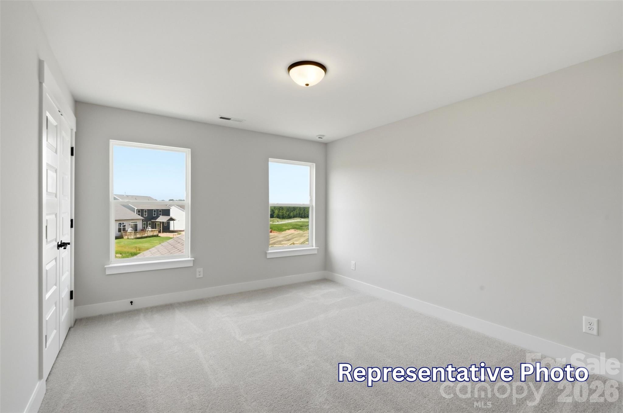 1072 Tradition Club Street Property Photo 40