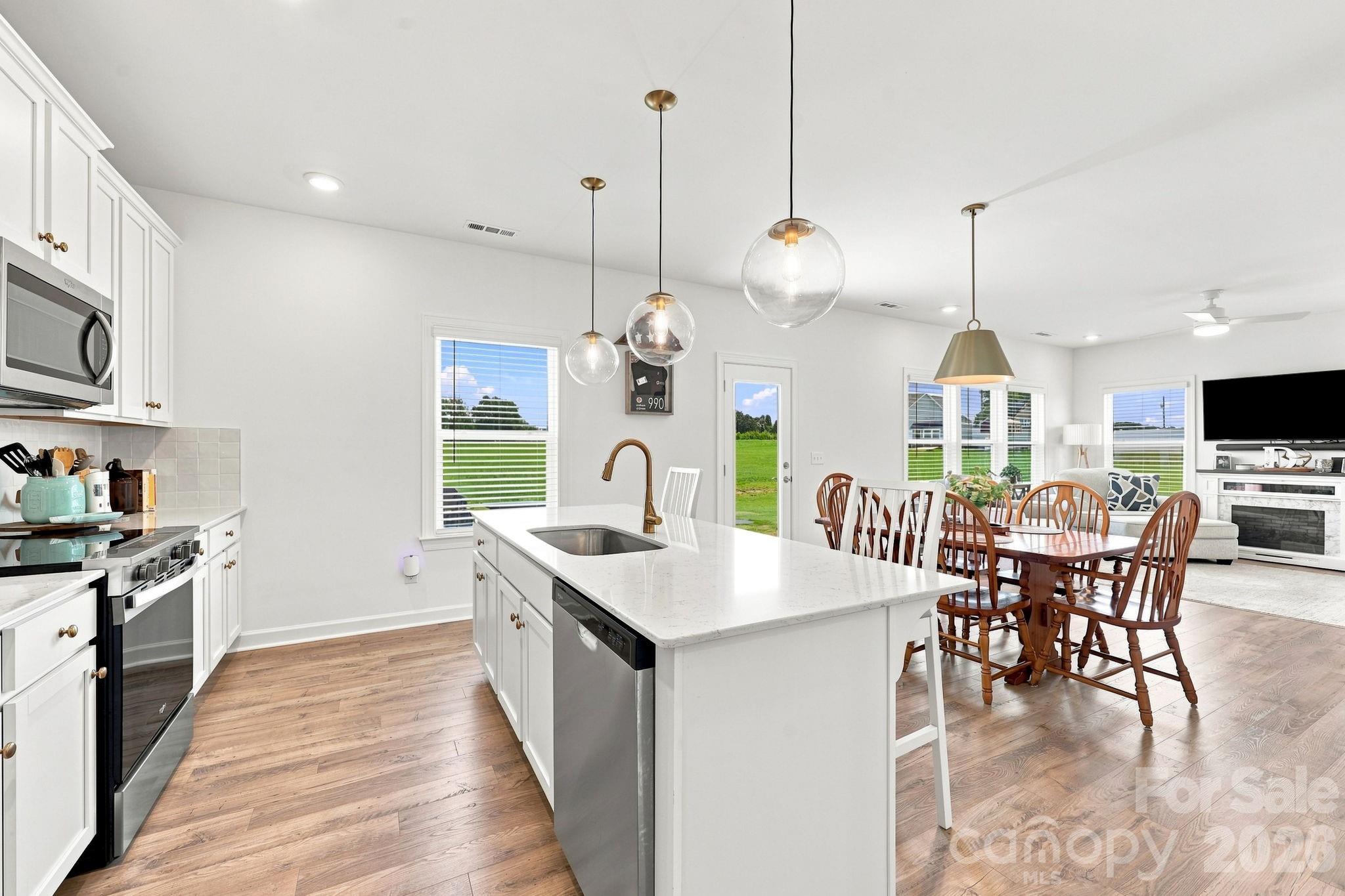 32598 Millingport Road Property Photo 13