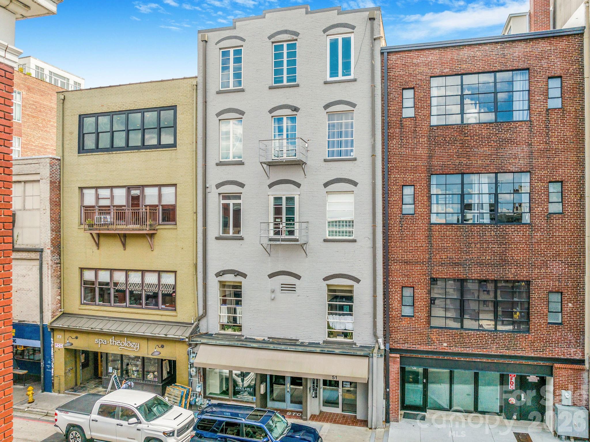 35 Patton Avenue 302