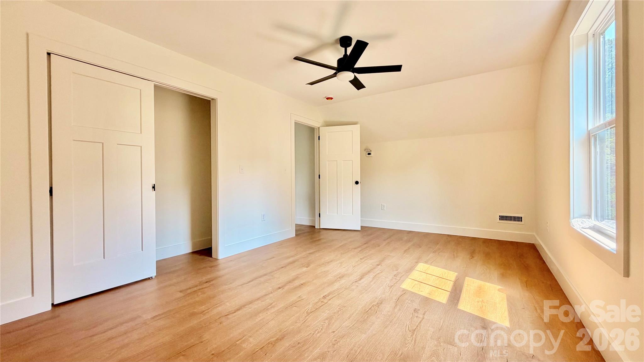 8 Lily Crossing Lane Property Photo 19