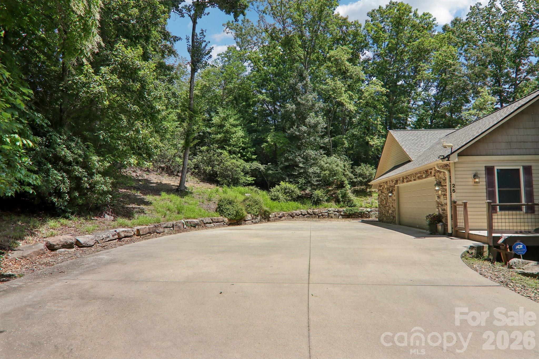 25 Arnie Drive Property Photo 42