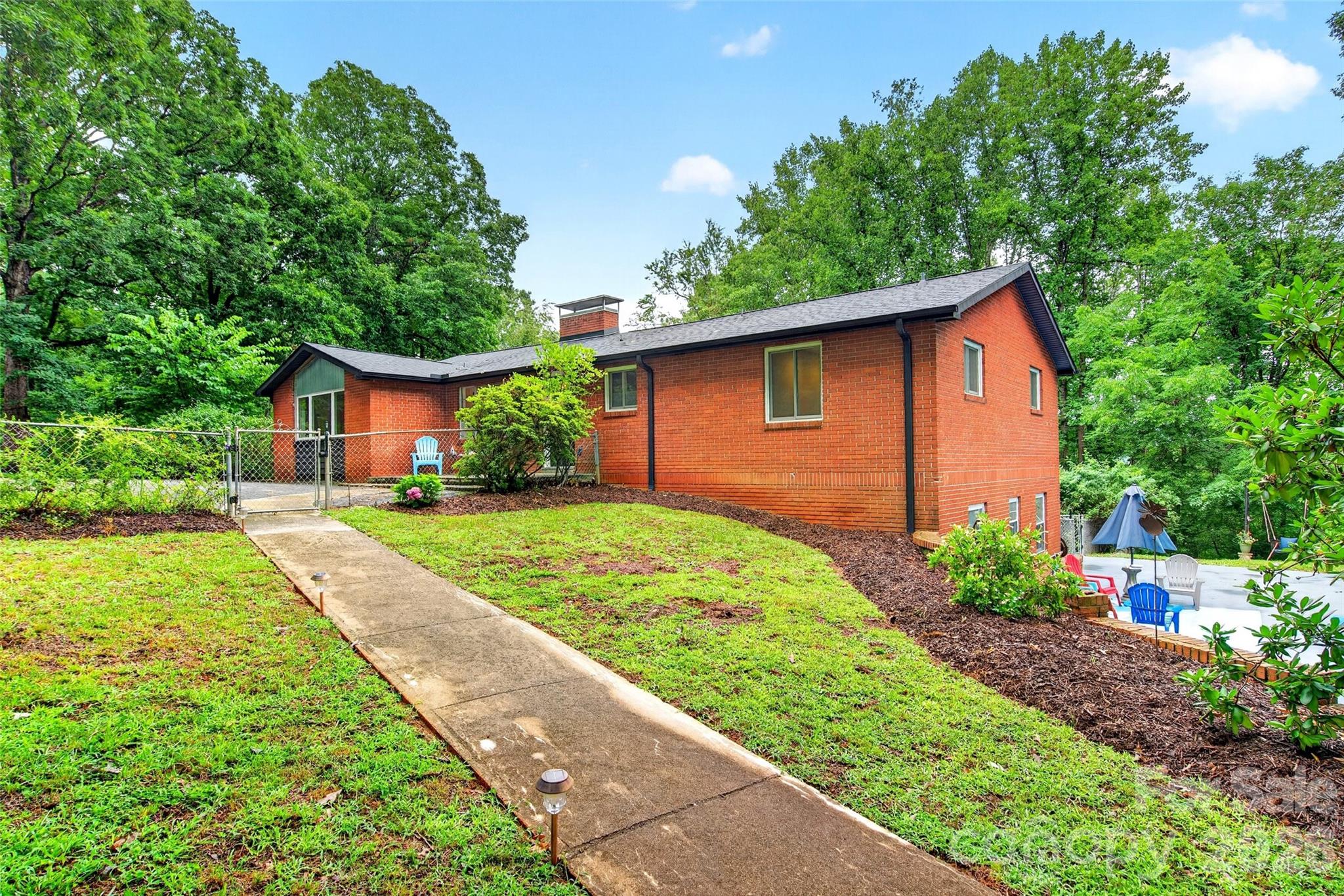 40 Mintz Lane 2 Property Photo 3