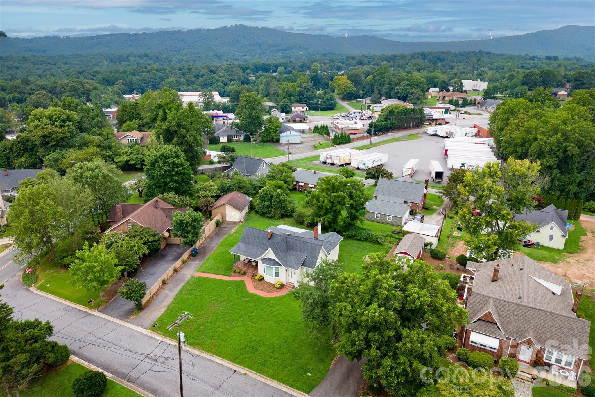 513 Bouchard Avenue Property Photo 24