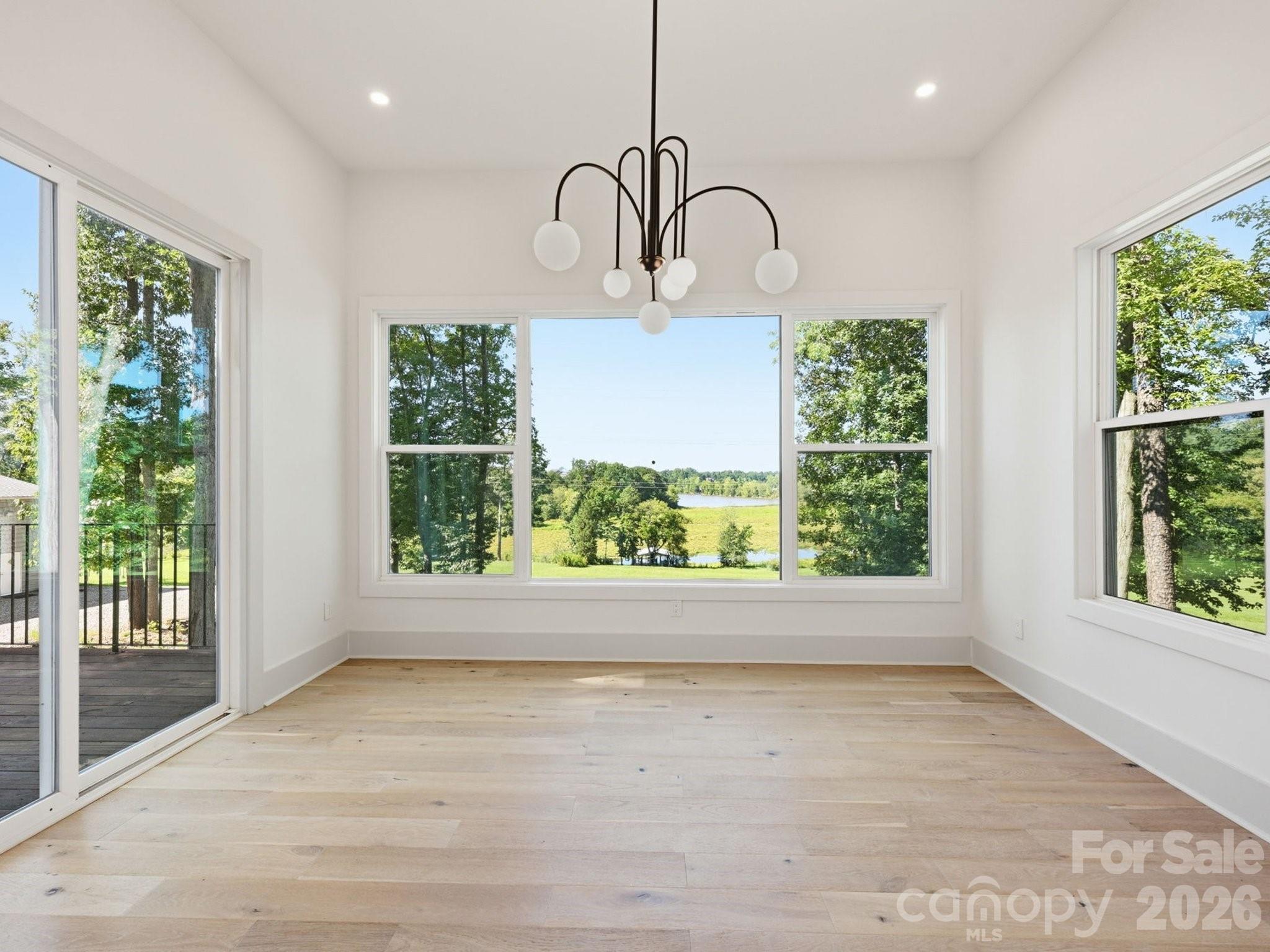 124 Clipper Lane Property Photo 12