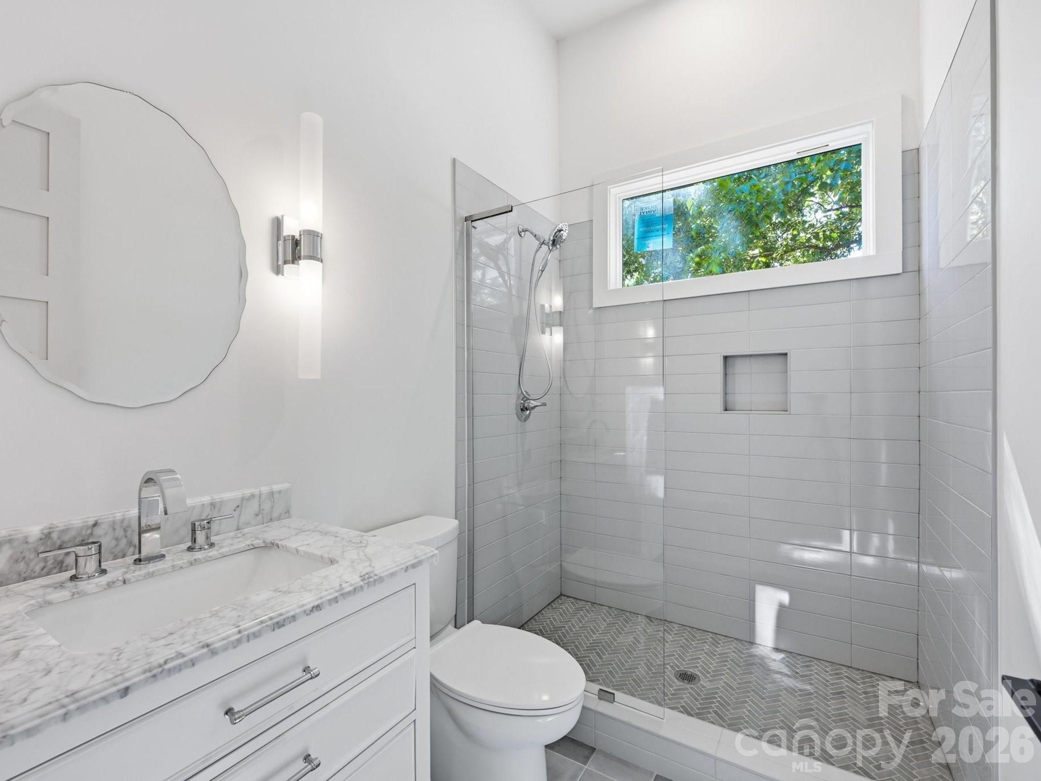 124 Clipper Lane Property Photo 14