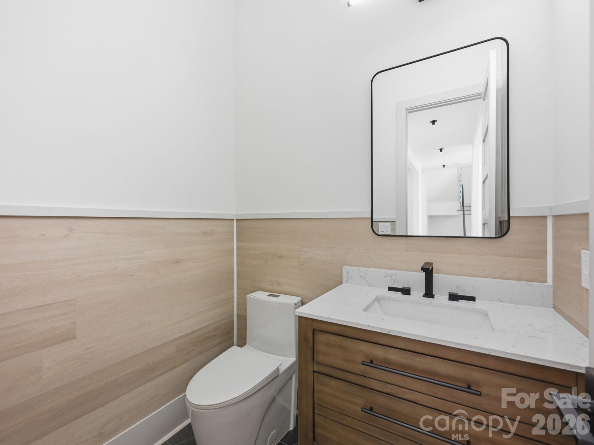 124 Clipper Lane Property Photo 16