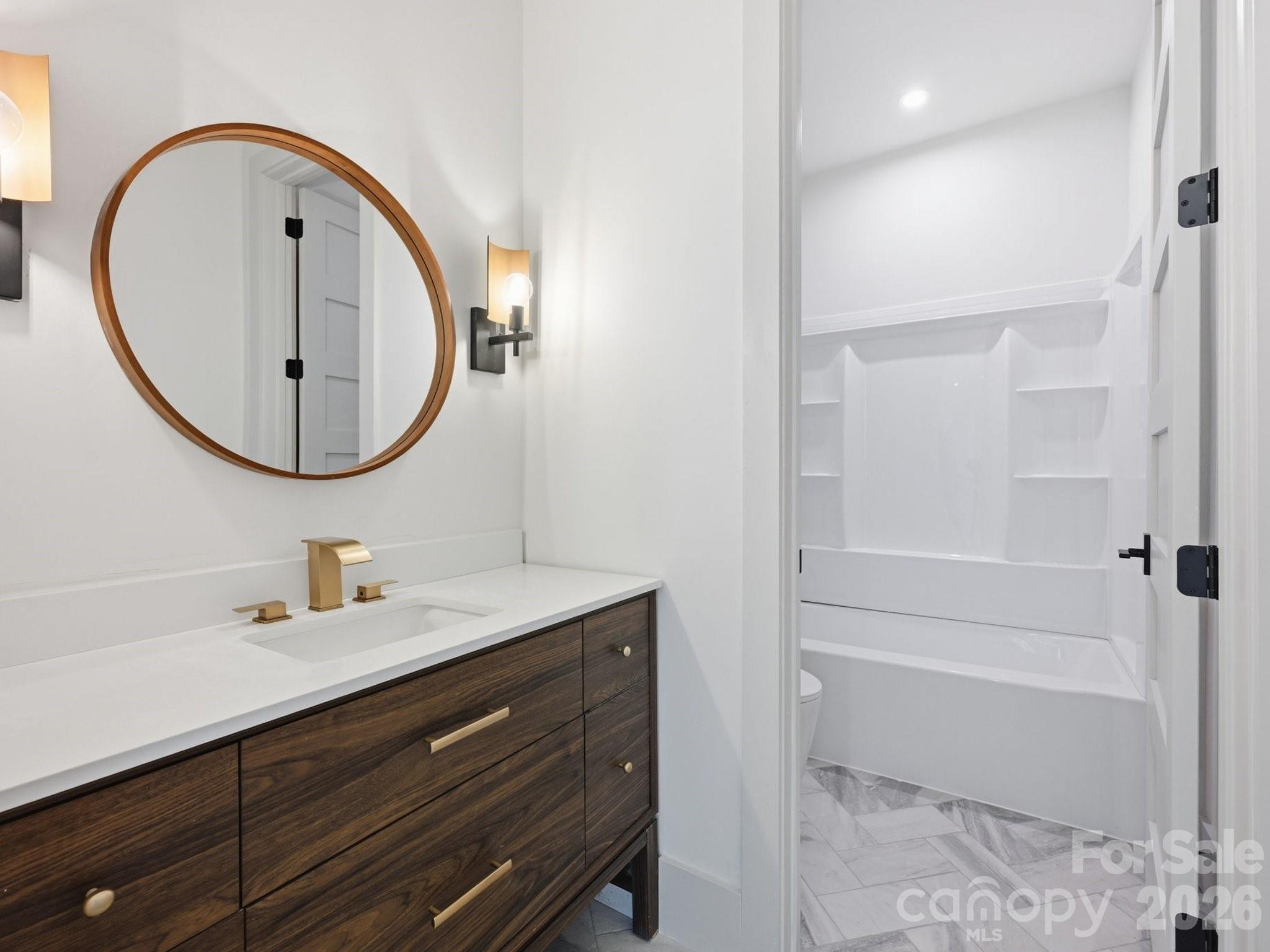 124 Clipper Lane Property Photo 25