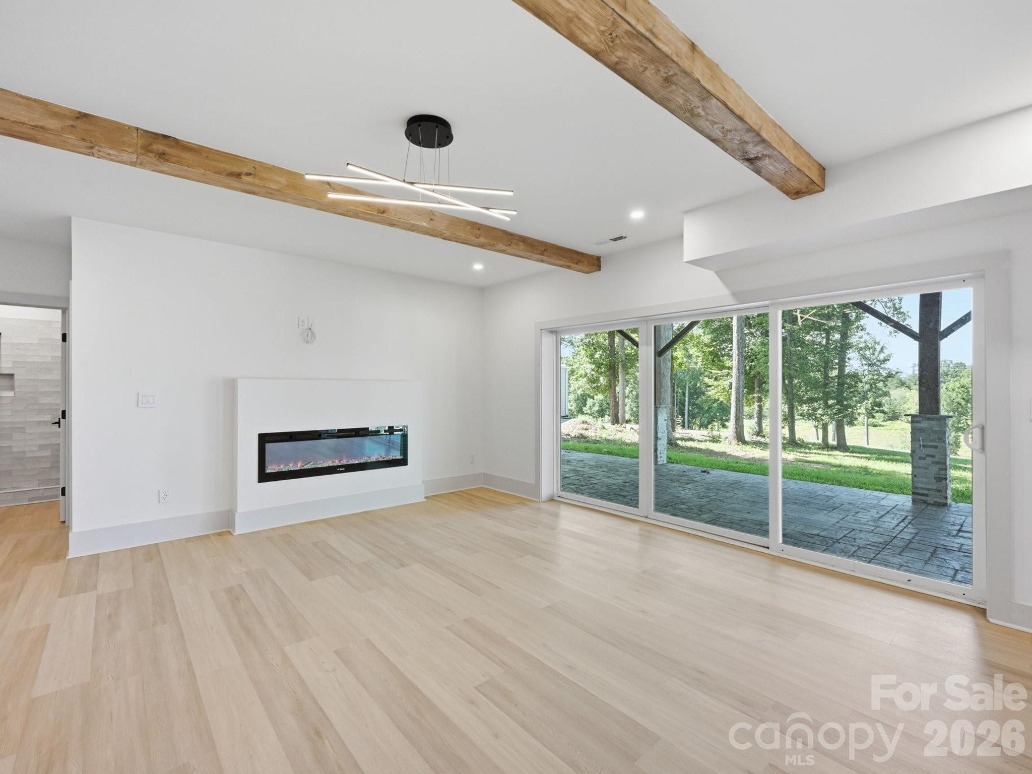124 Clipper Lane Property Photo 32
