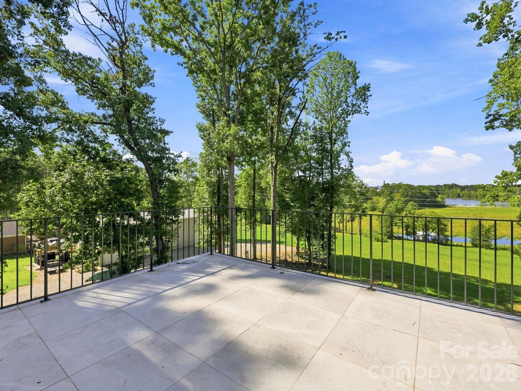 124 Clipper Lane Property Photo 43