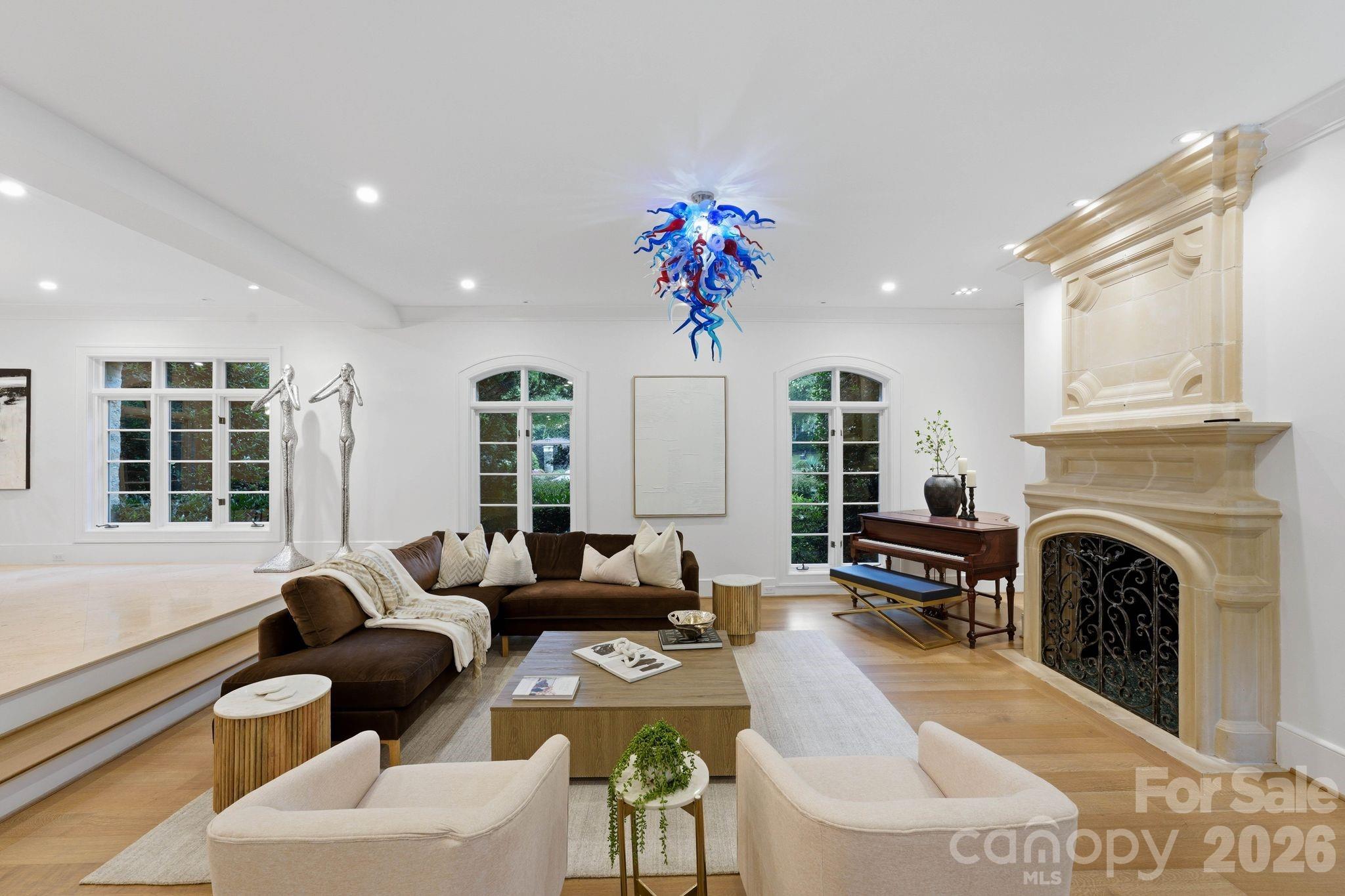 4231 Fox Brook Lane Property Photo 7