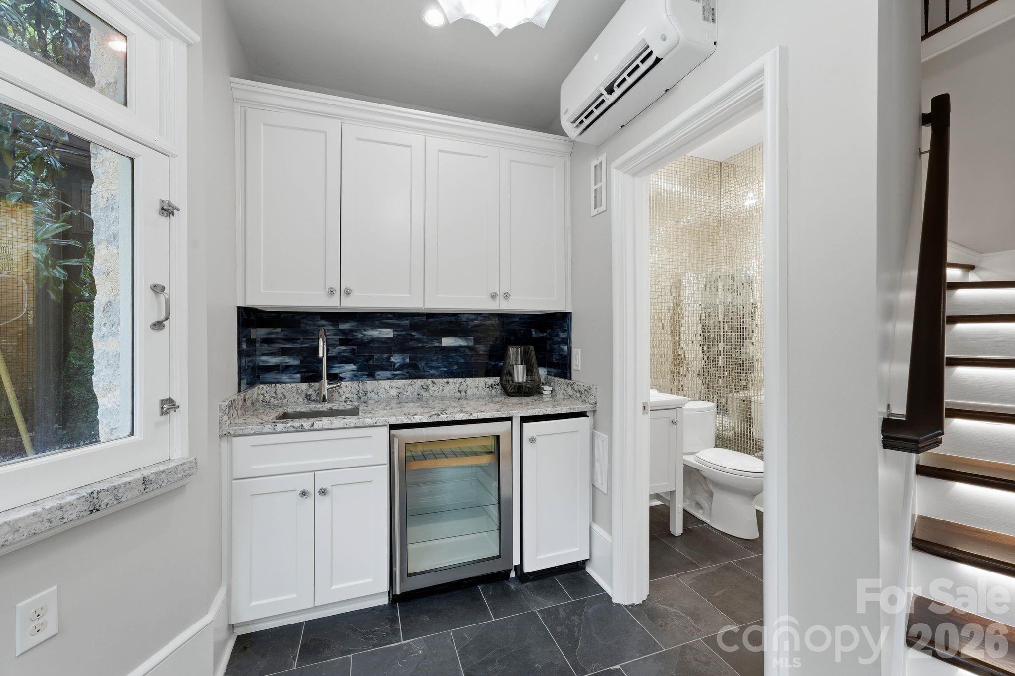 4231 Fox Brook Lane Property Photo 32