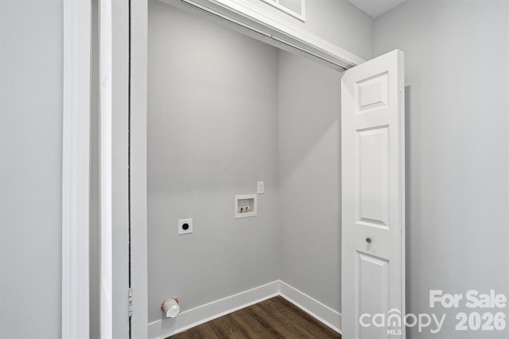 100 Boyette Drive B Property Photo 19