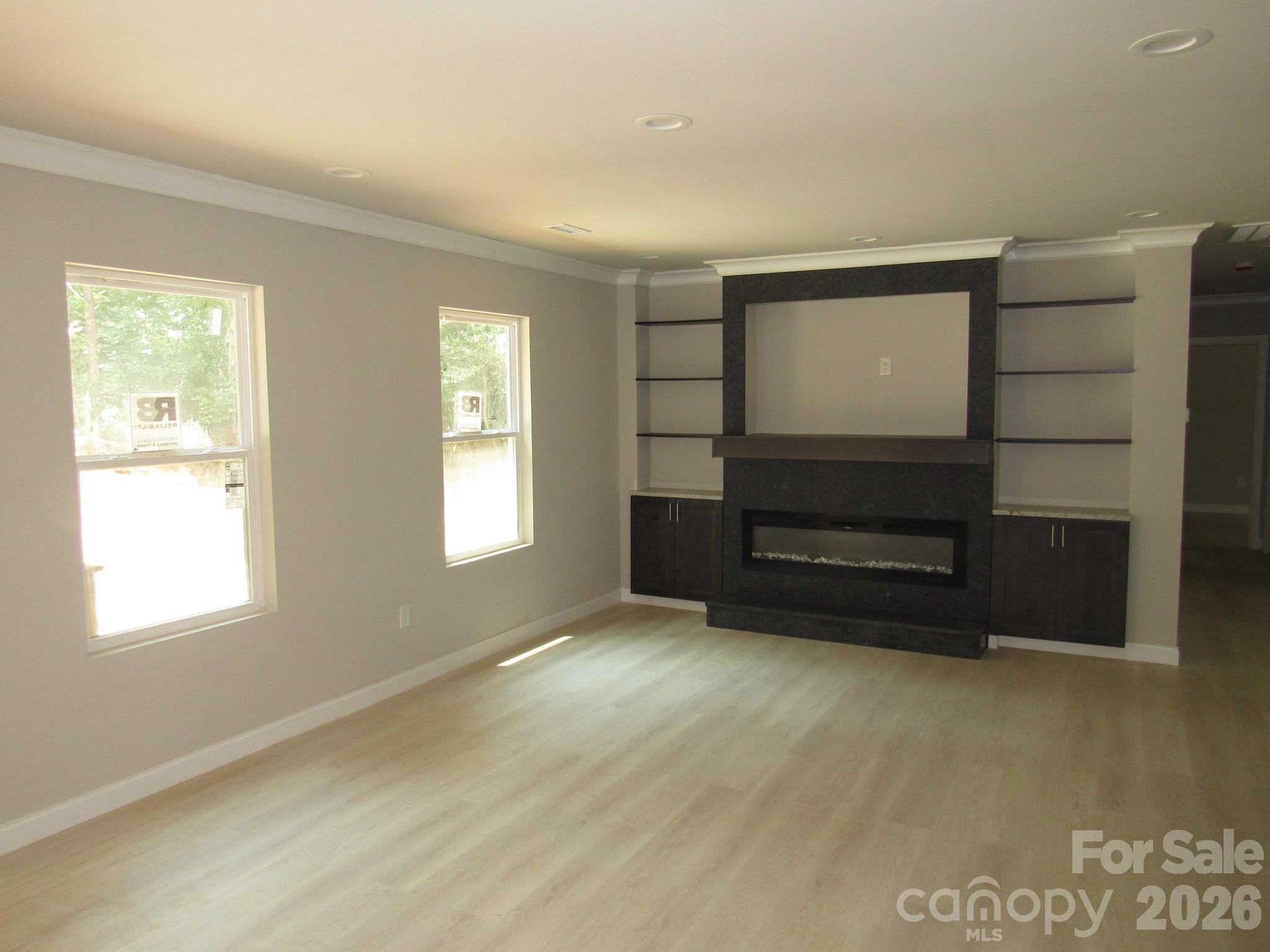 92 Saint Charles Court Property Photo 9