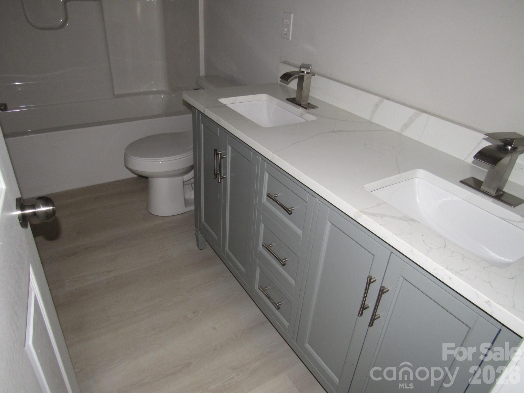 92 Saint Charles Court Property Photo 12