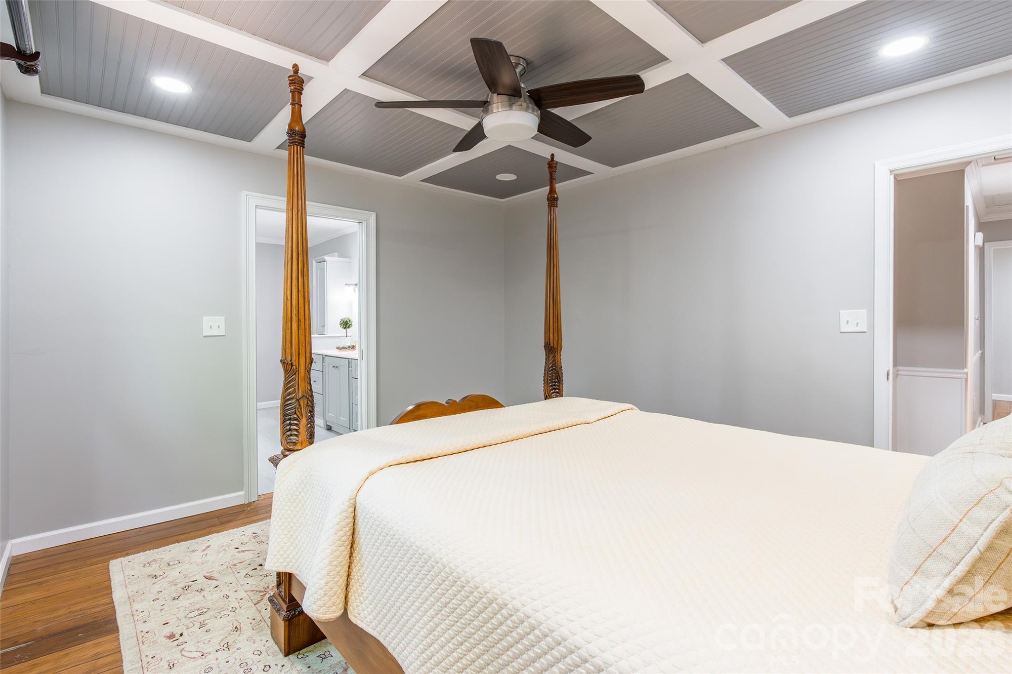 2832 Forest Hills Circle Property Photo 18