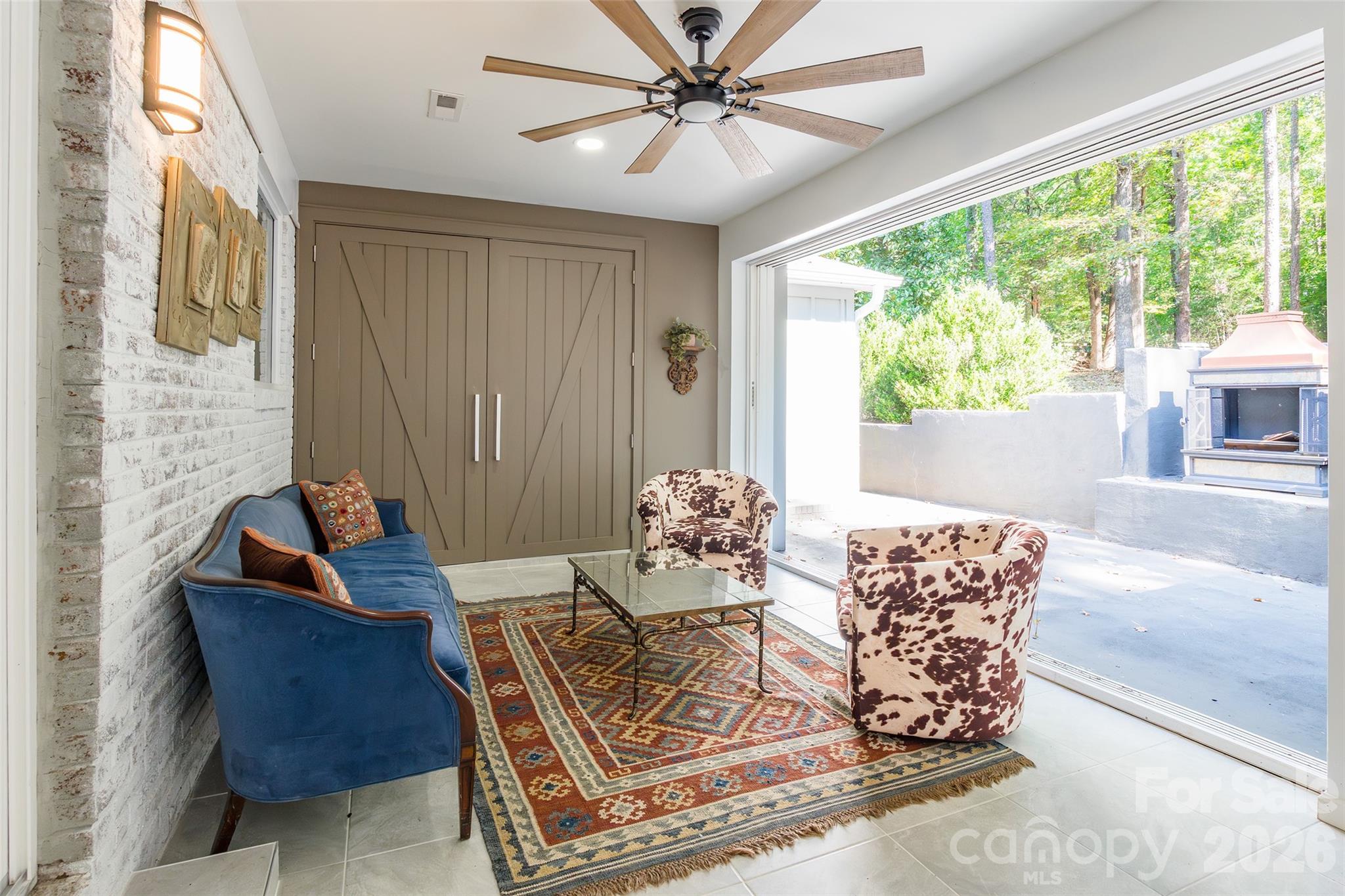 2832 Forest Hills Circle Property Photo 30