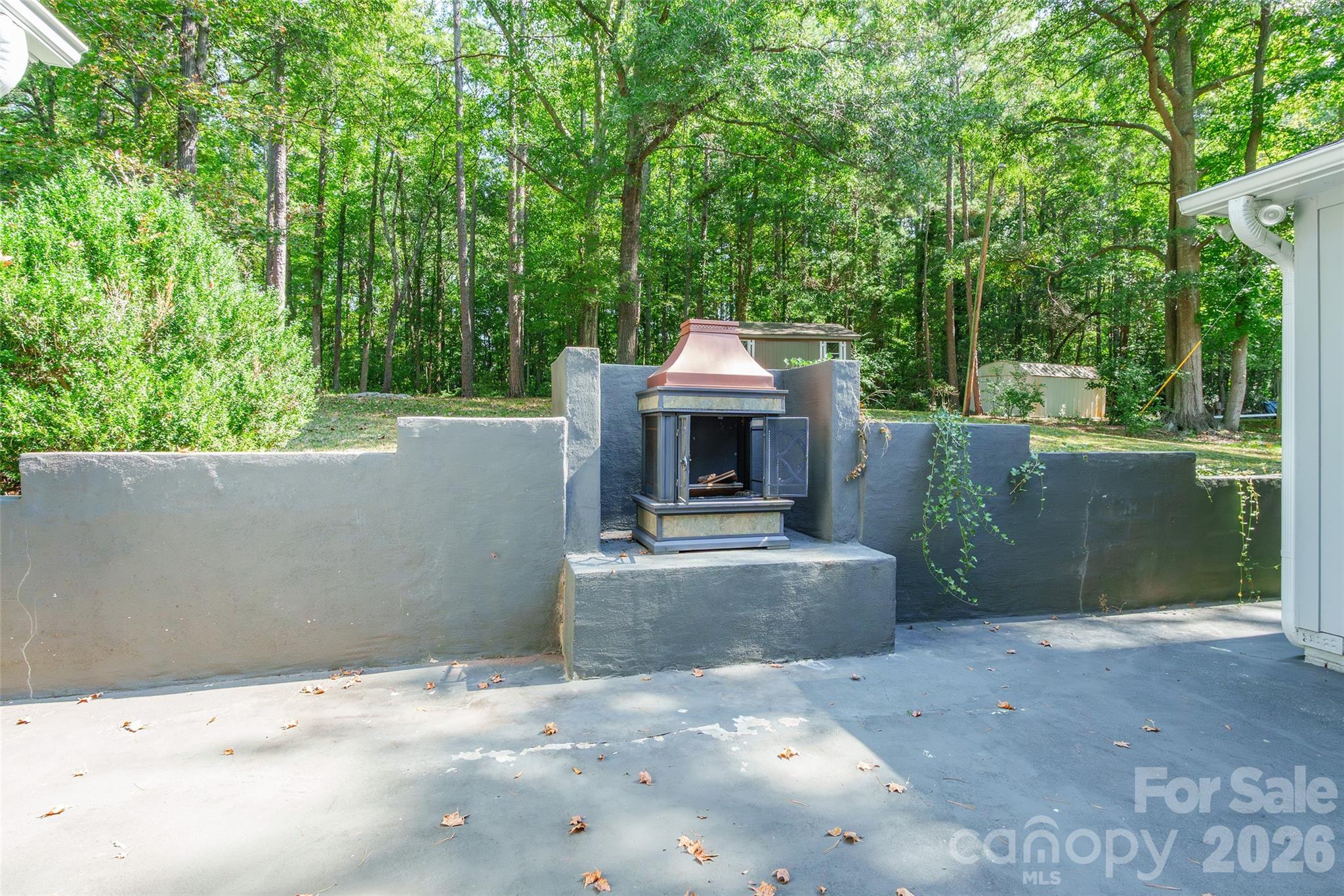 2832 Forest Hills Circle Property Photo 34
