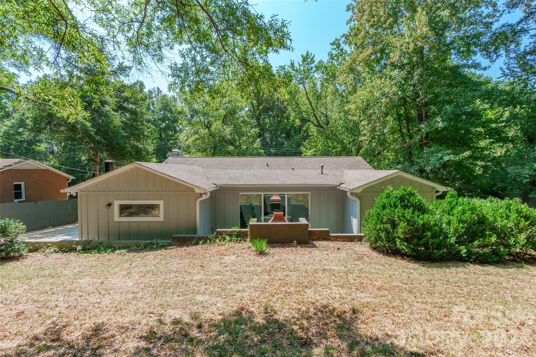 2832 Forest Hills Circle Property Photo 38