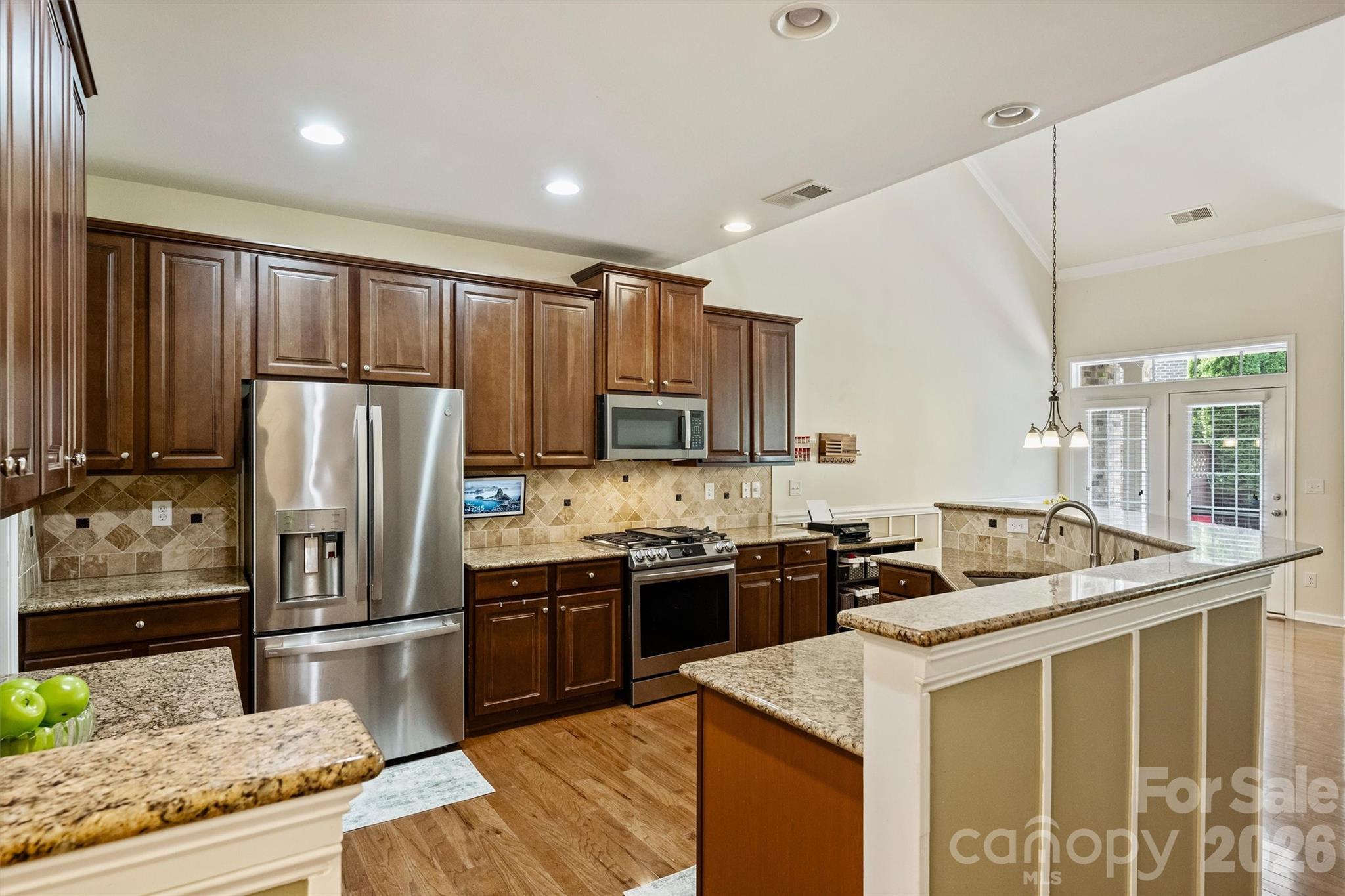 1914 Colony Line Court Property Photo 9