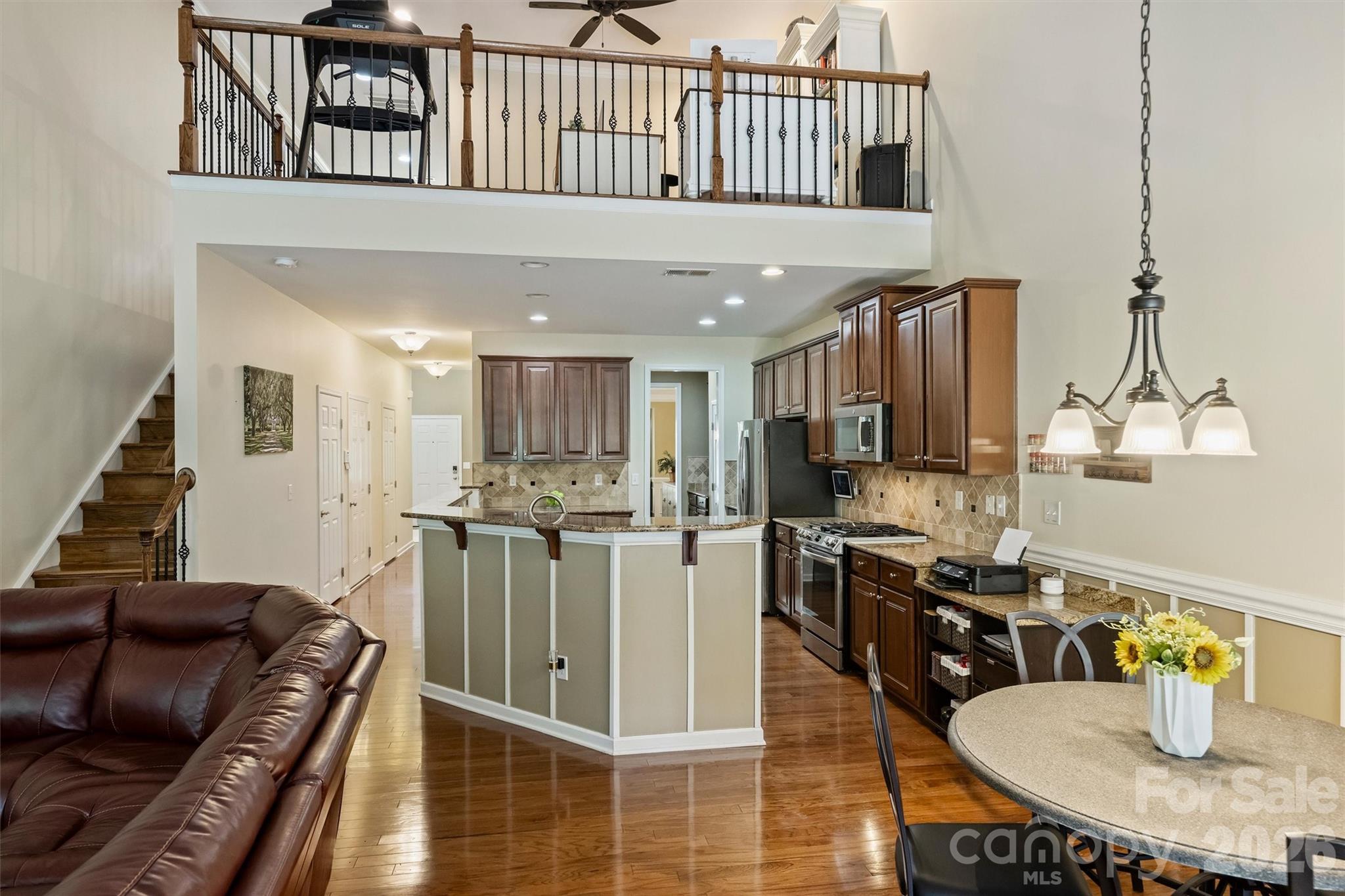 1914 Colony Line Court Property Photo 12