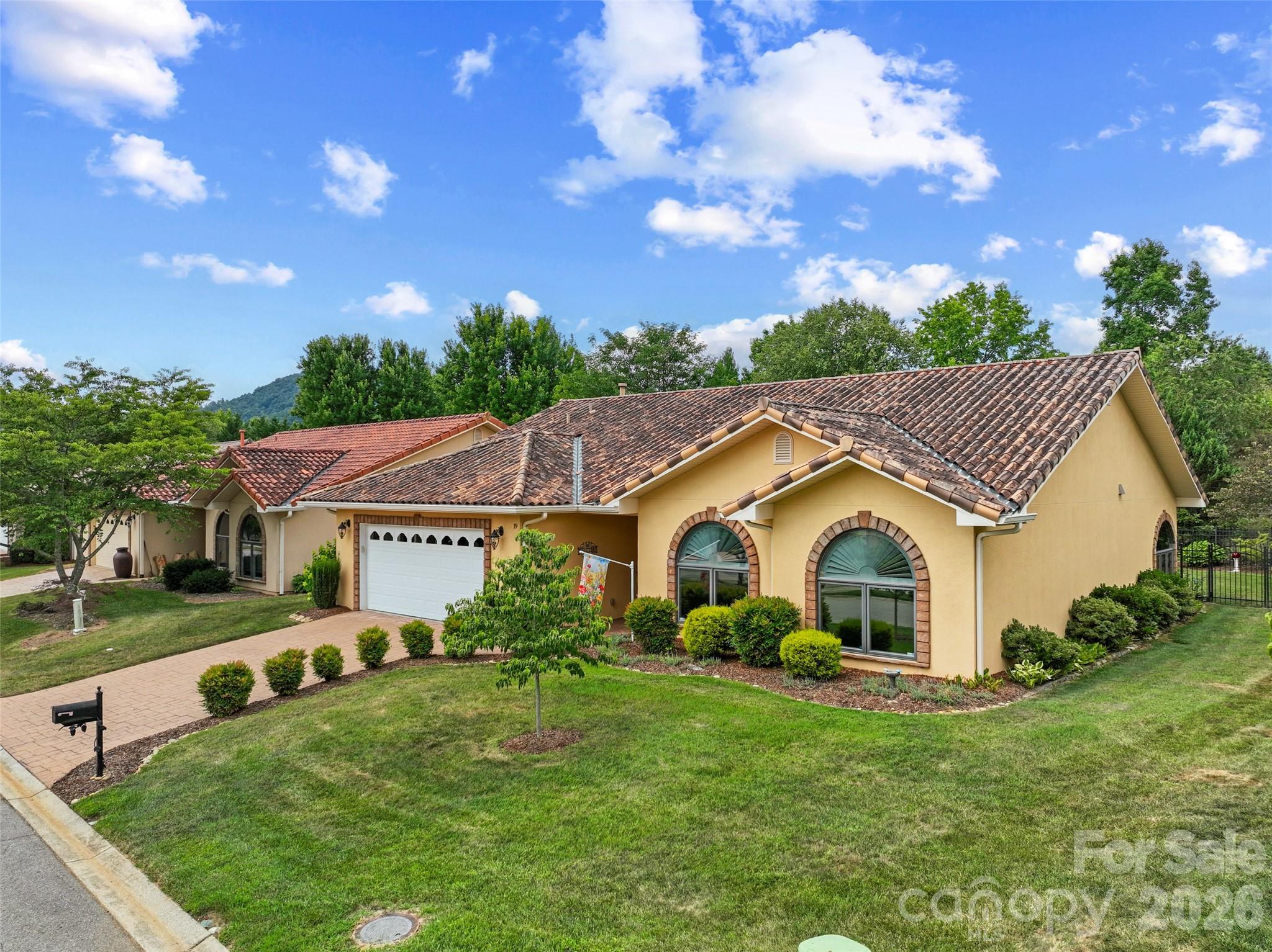 19 Pacifico Drive Property Photo 1