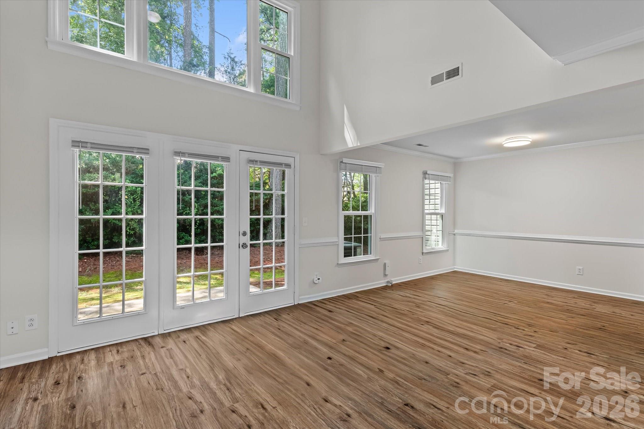 4818 Whistling Oak Court Property Photo 3