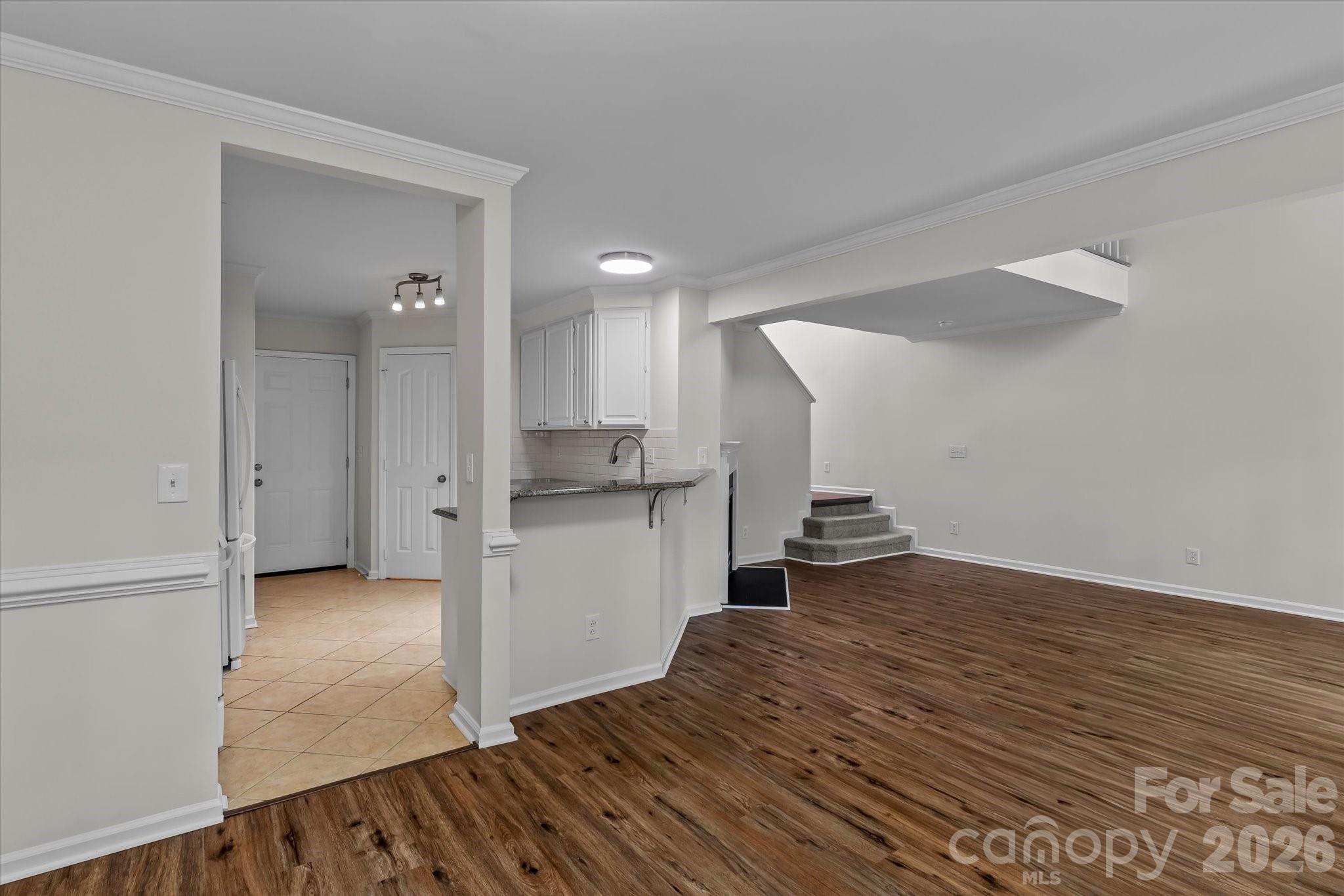 4818 Whistling Oak Court Property Photo 11