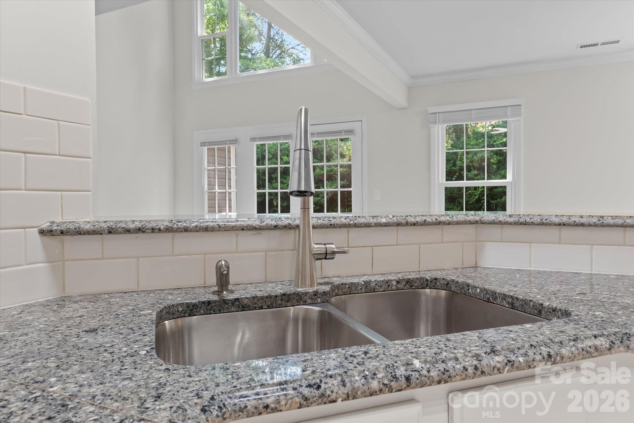4818 Whistling Oak Court Property Photo 15