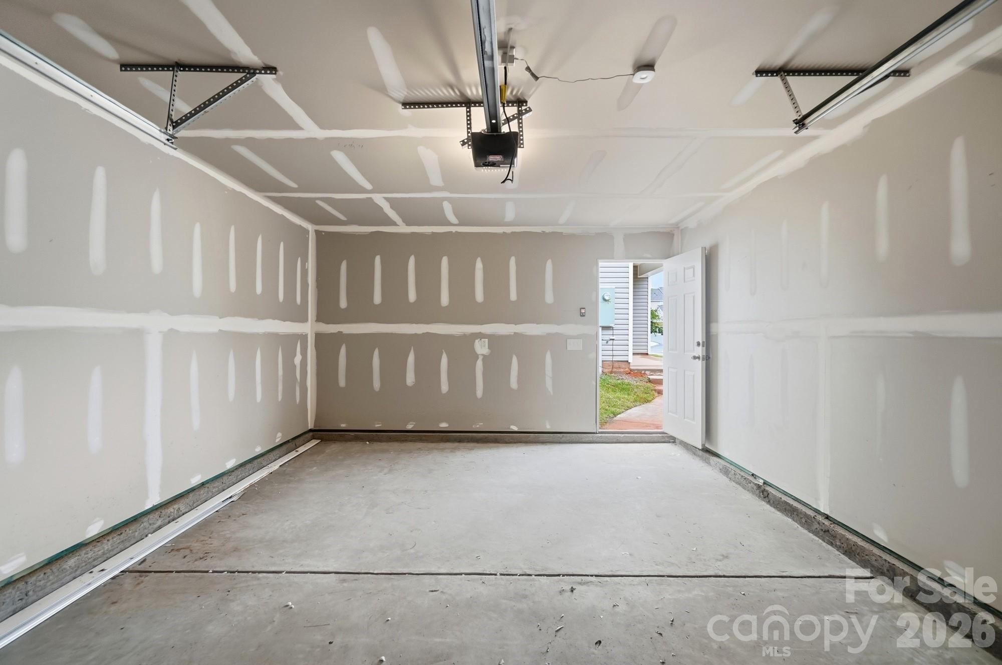 13905 Castle Nook Drive Property Photo 35