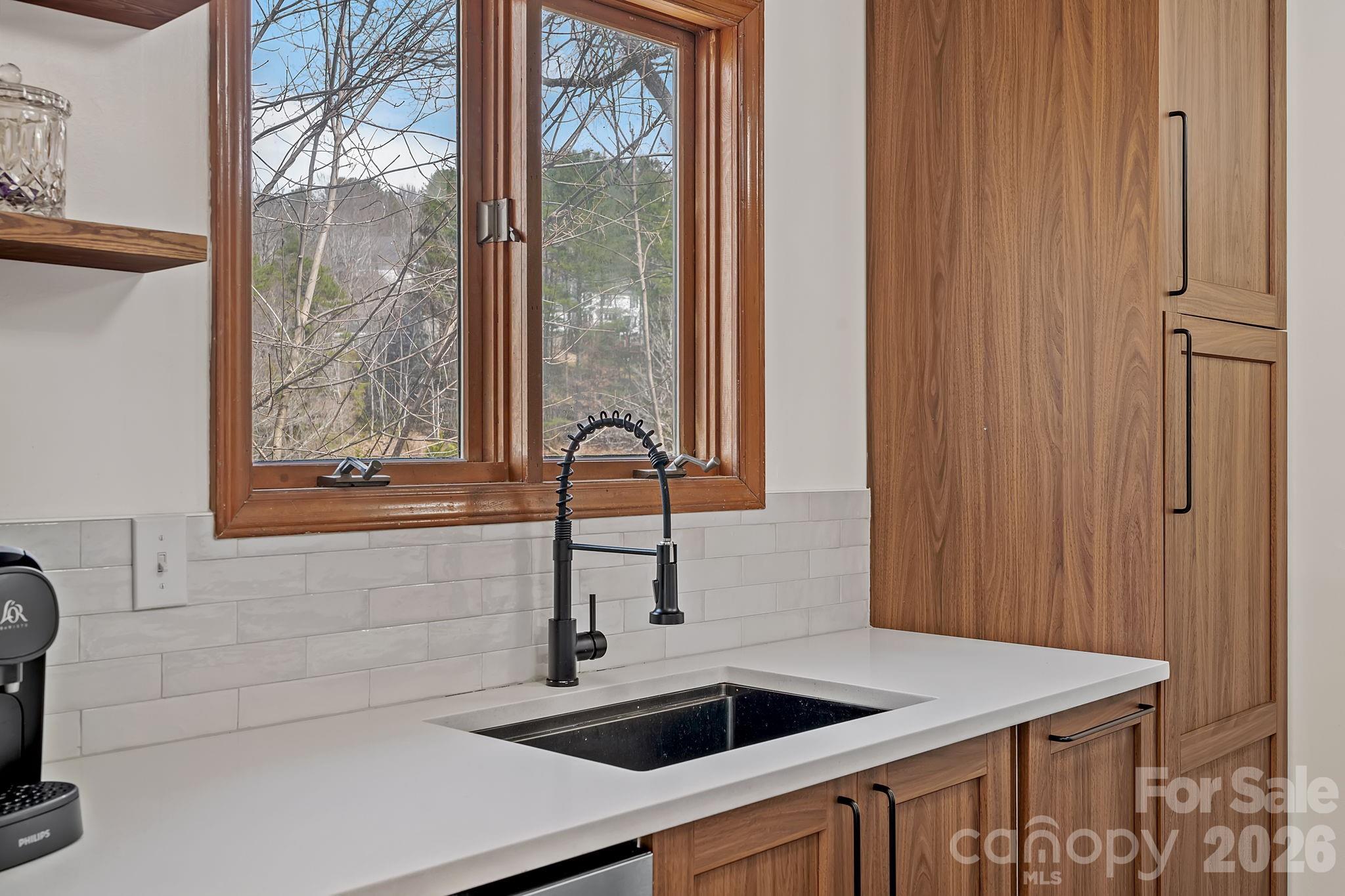 39 Spooks Branch Extension Property Photo 7
